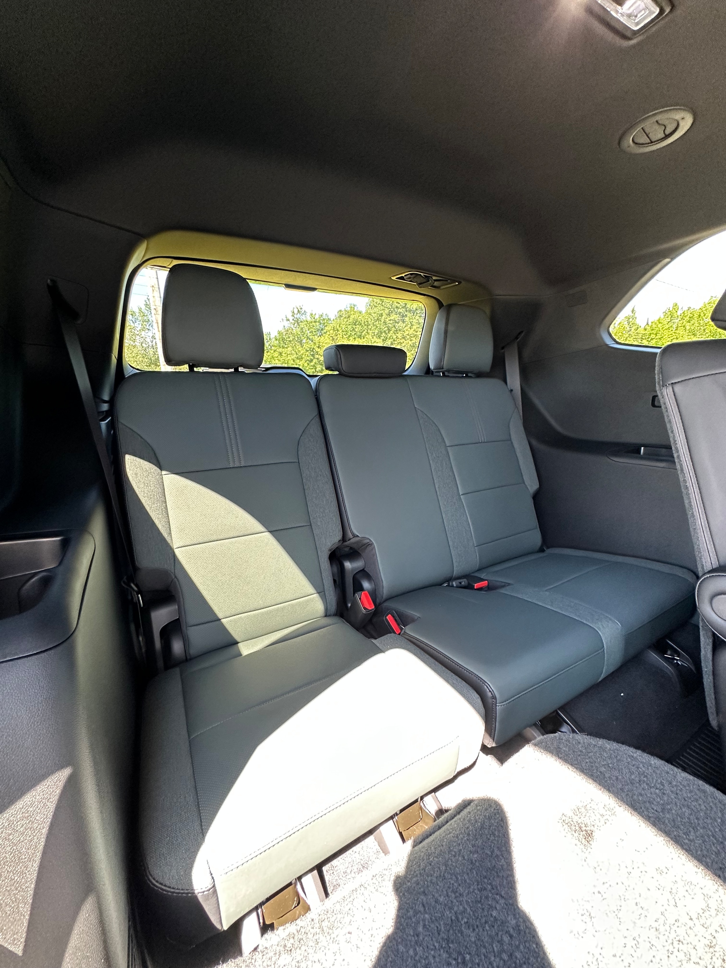2026 GMC Acadia AT4 - Photo 28