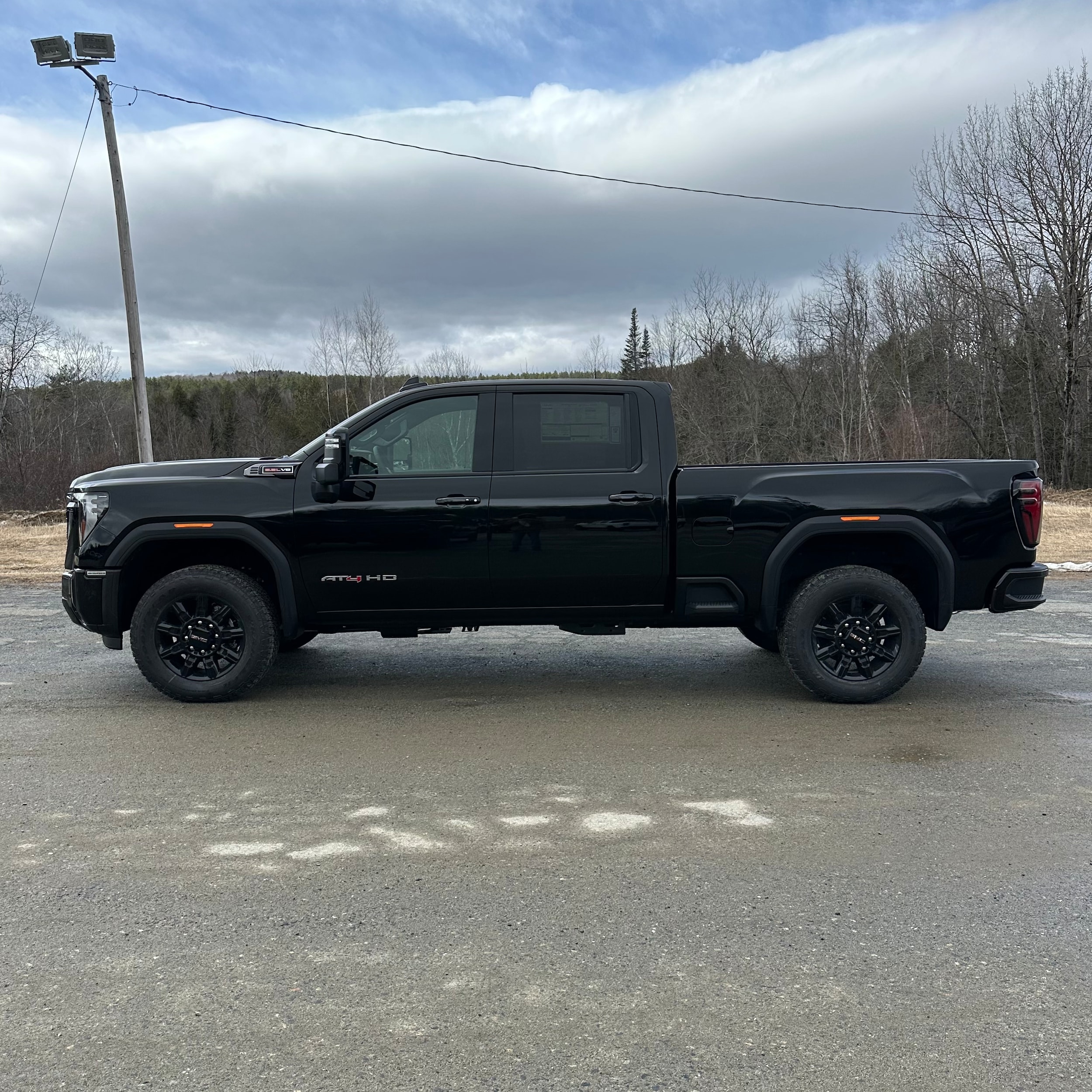 2026 GMC Sierra 2500HD AT4 - Photo 6