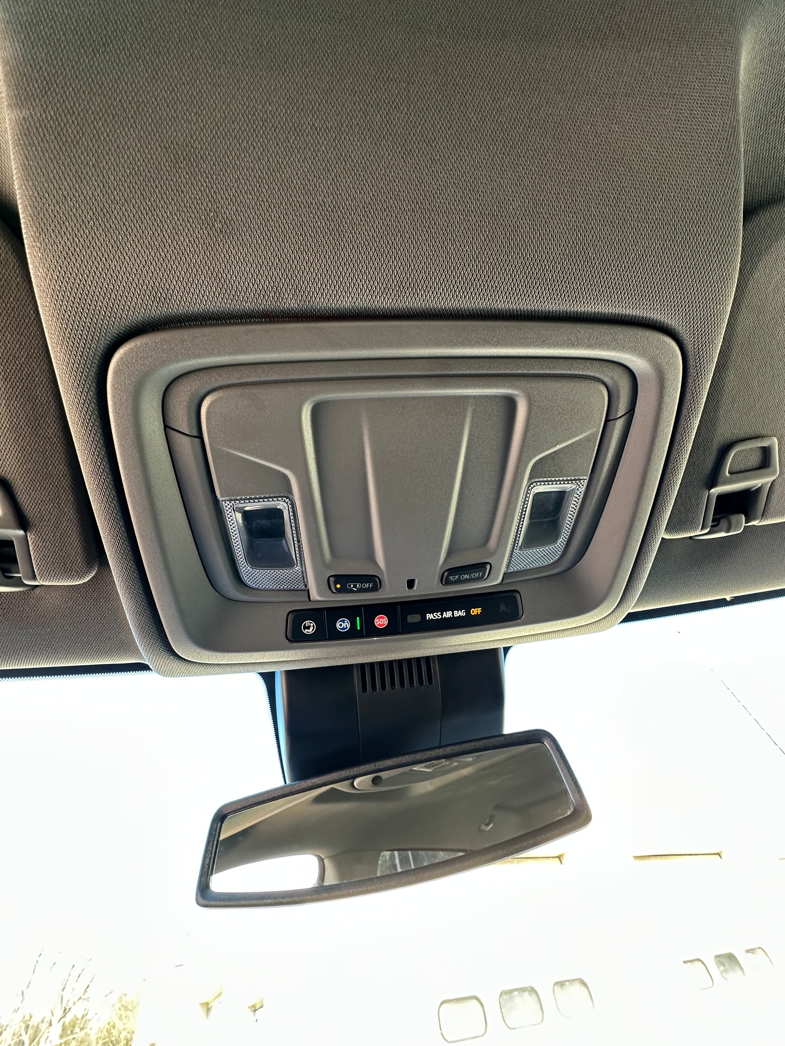 2024 GMC Sierra 1500 SLT - Photo 15