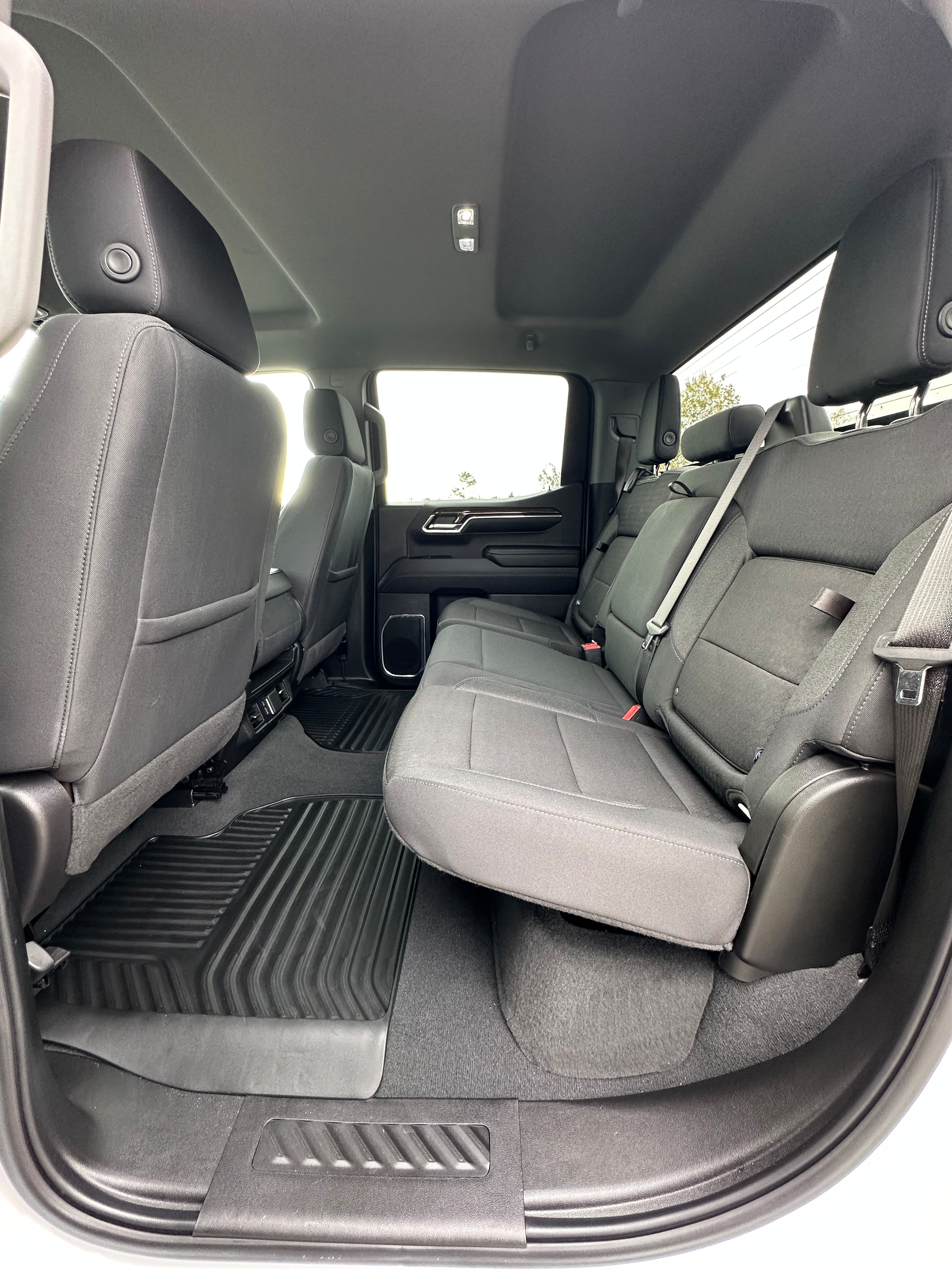 2024 GMC Sierra 1500 Elevation - Photo 17