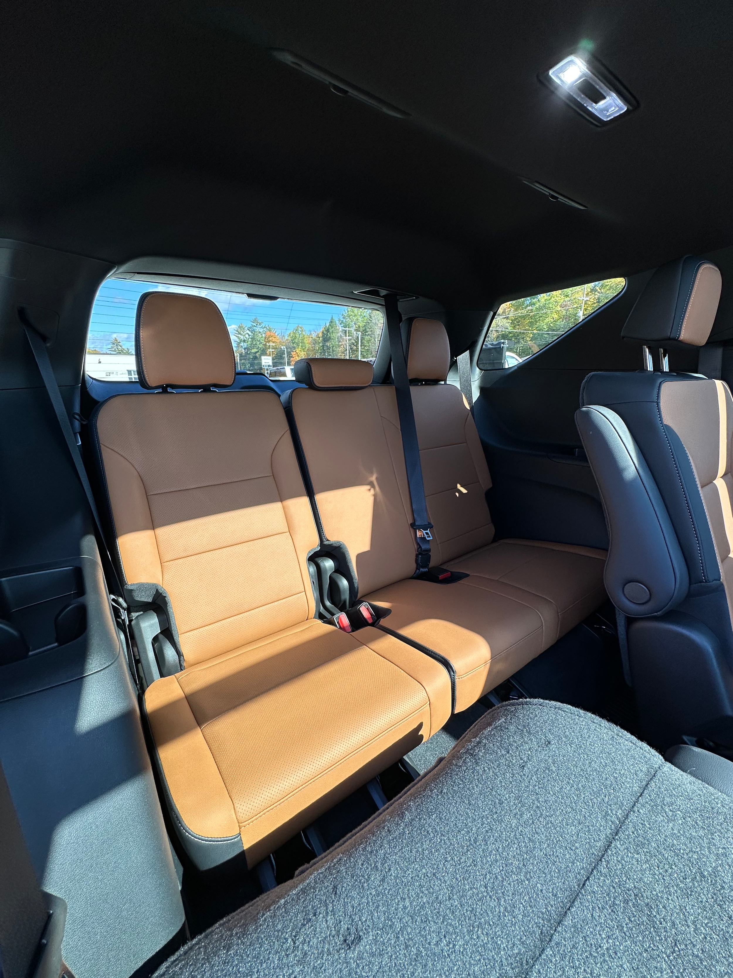2027 Chevrolet Traverse Z71 - Photo 24
