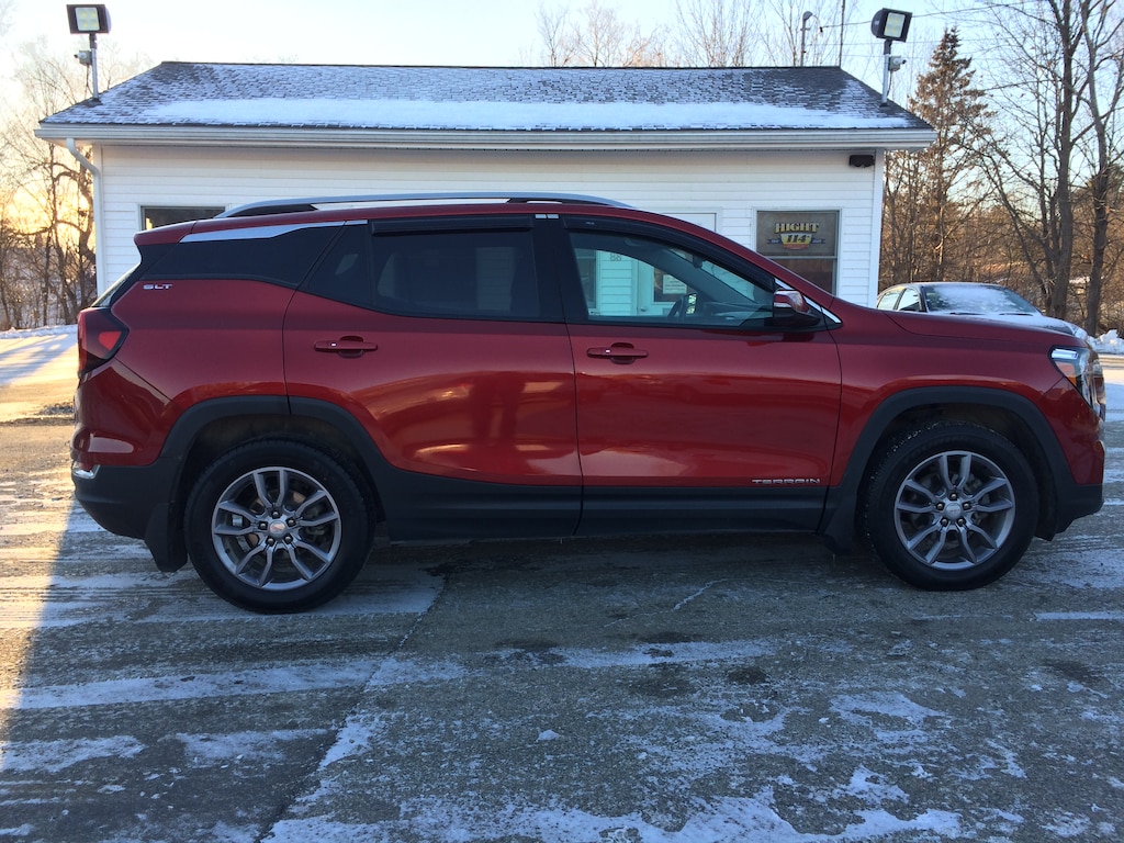 Used 2023 GMC Terrain SLT SUV