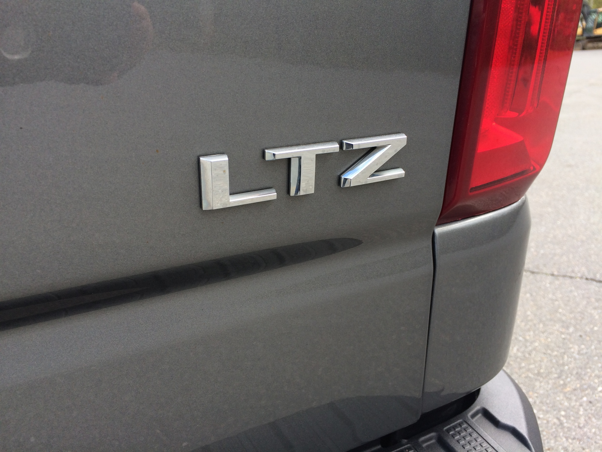 2021 Chevrolet Silverado 1500 LTZ - Photo 9