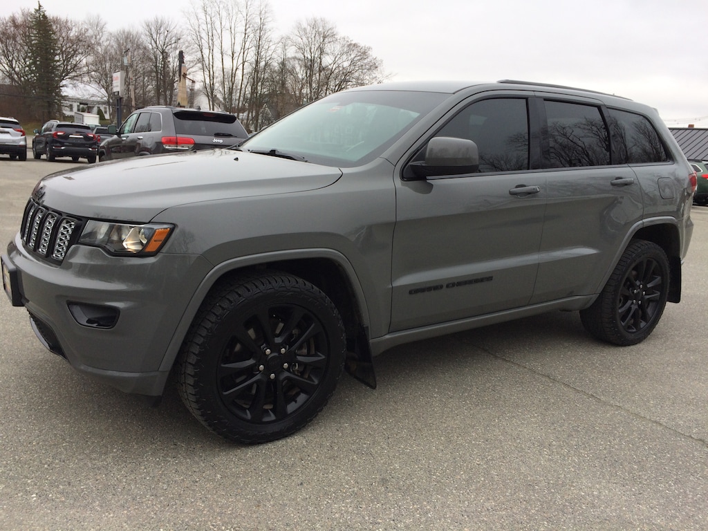 Used 2021 Jeep Grand Cherokee Laredo X