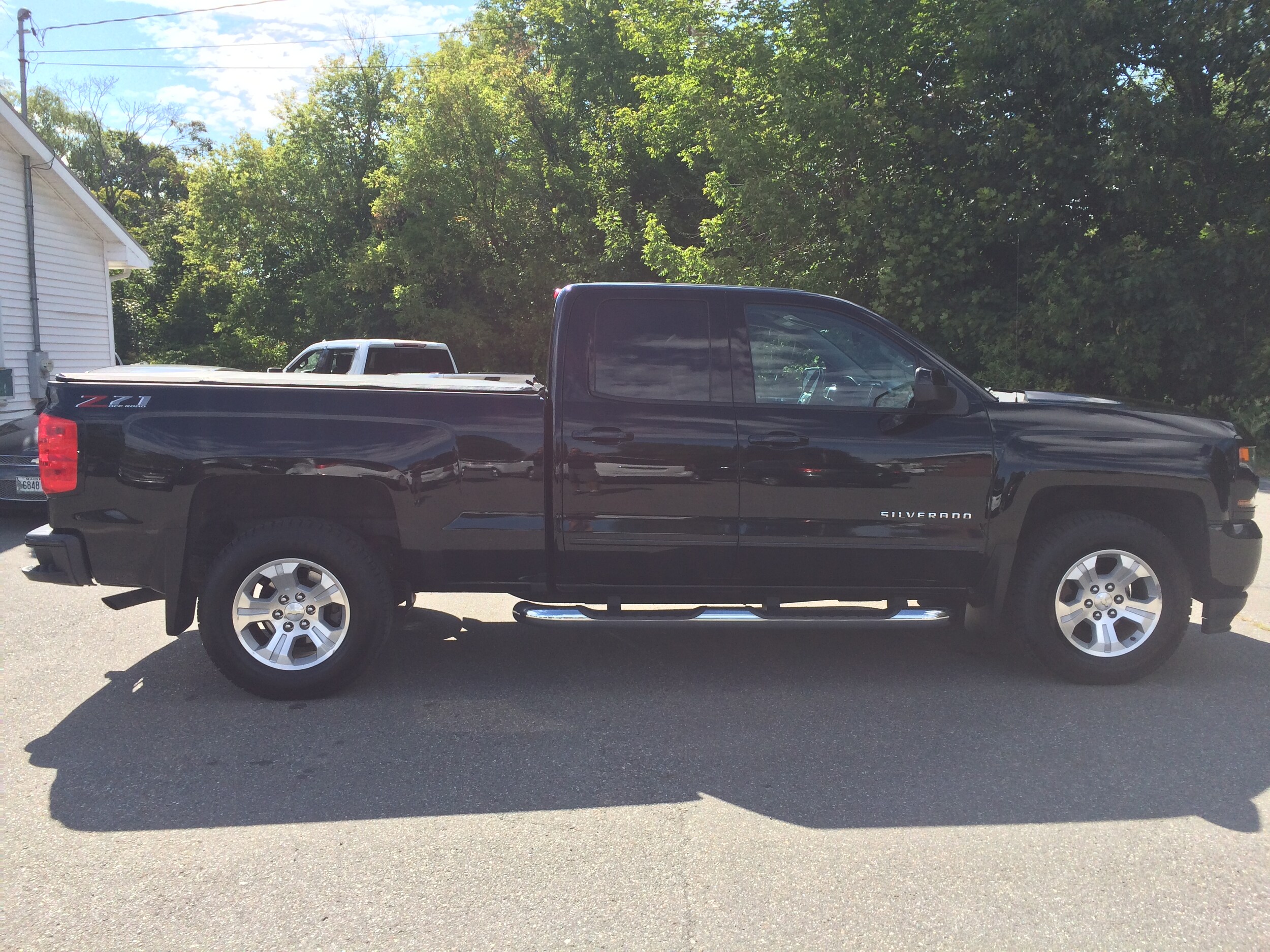 2019 Chevrolet Silverado Z71 photo 4