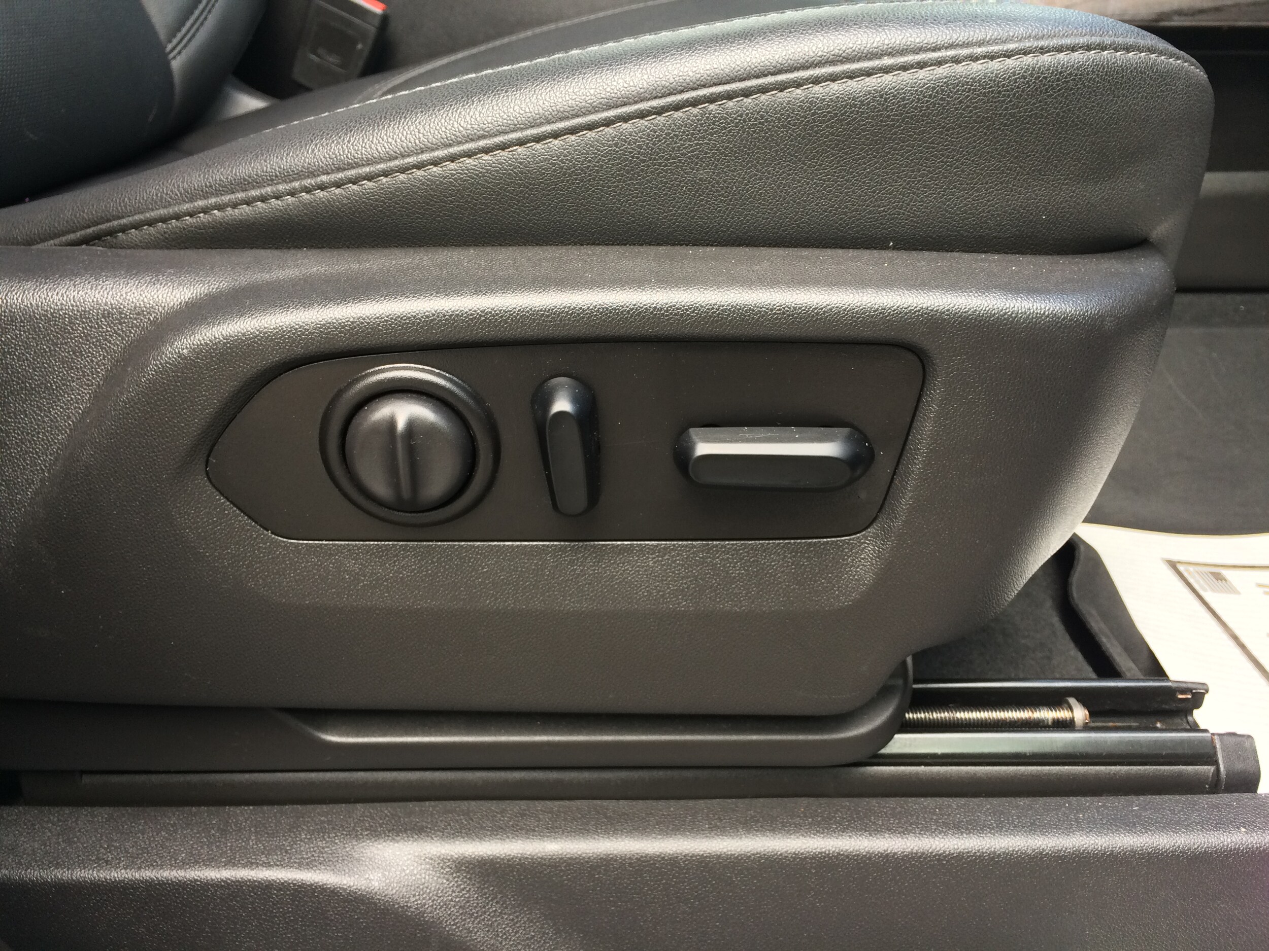 2021 Chevrolet Silverado 1500 LTZ - Photo 19