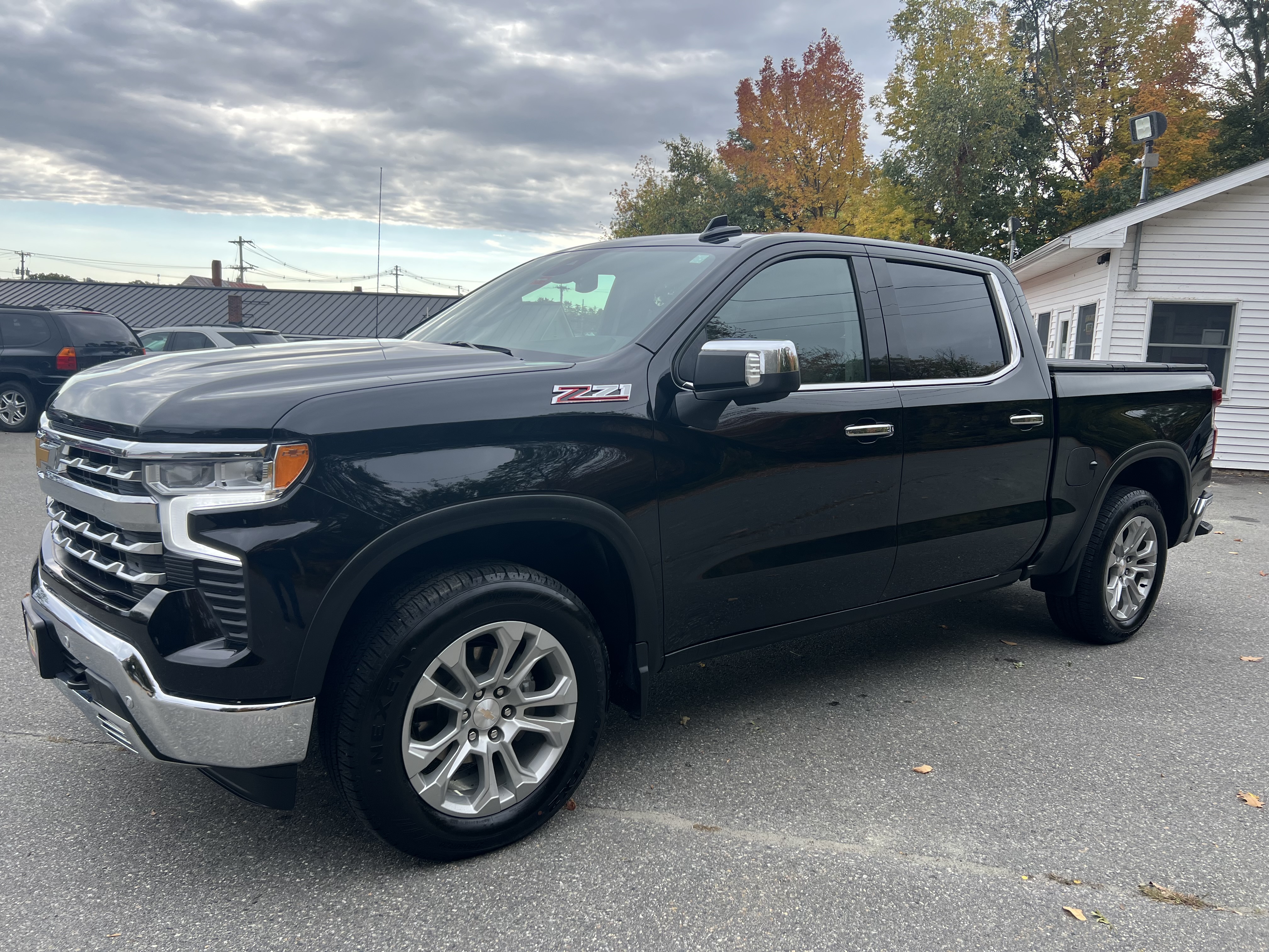 2024 Chevrolet Silverado 1500 LTZ