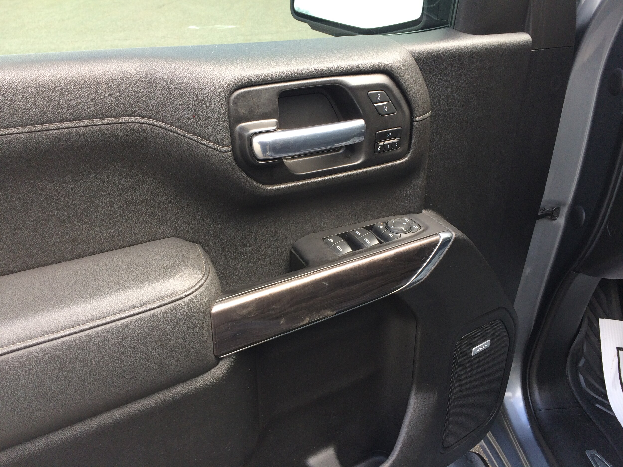 2021 Chevrolet Silverado 1500 LTZ - Photo 17