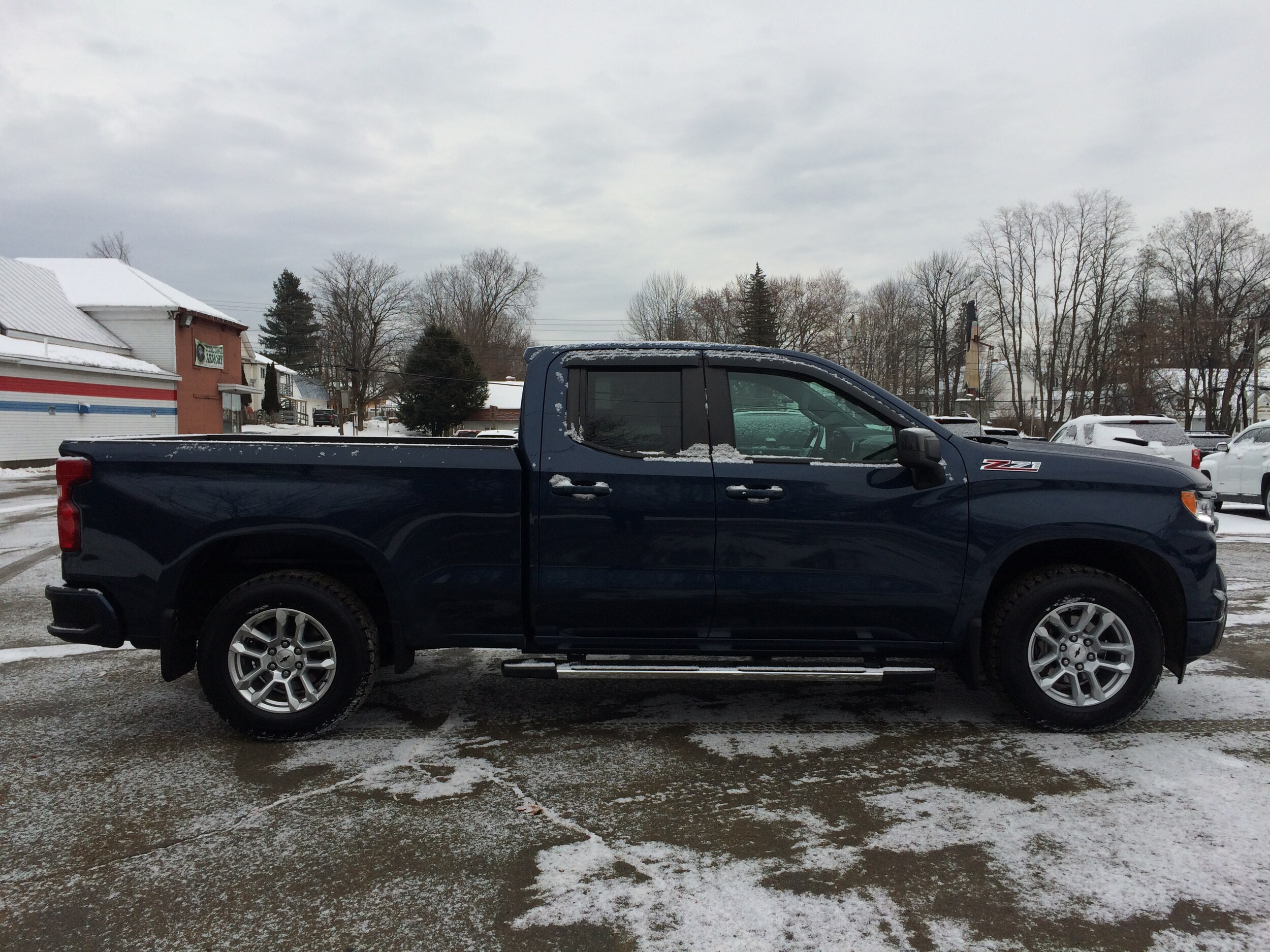 2022 Chevrolet Silverado 1500 RST photo 4