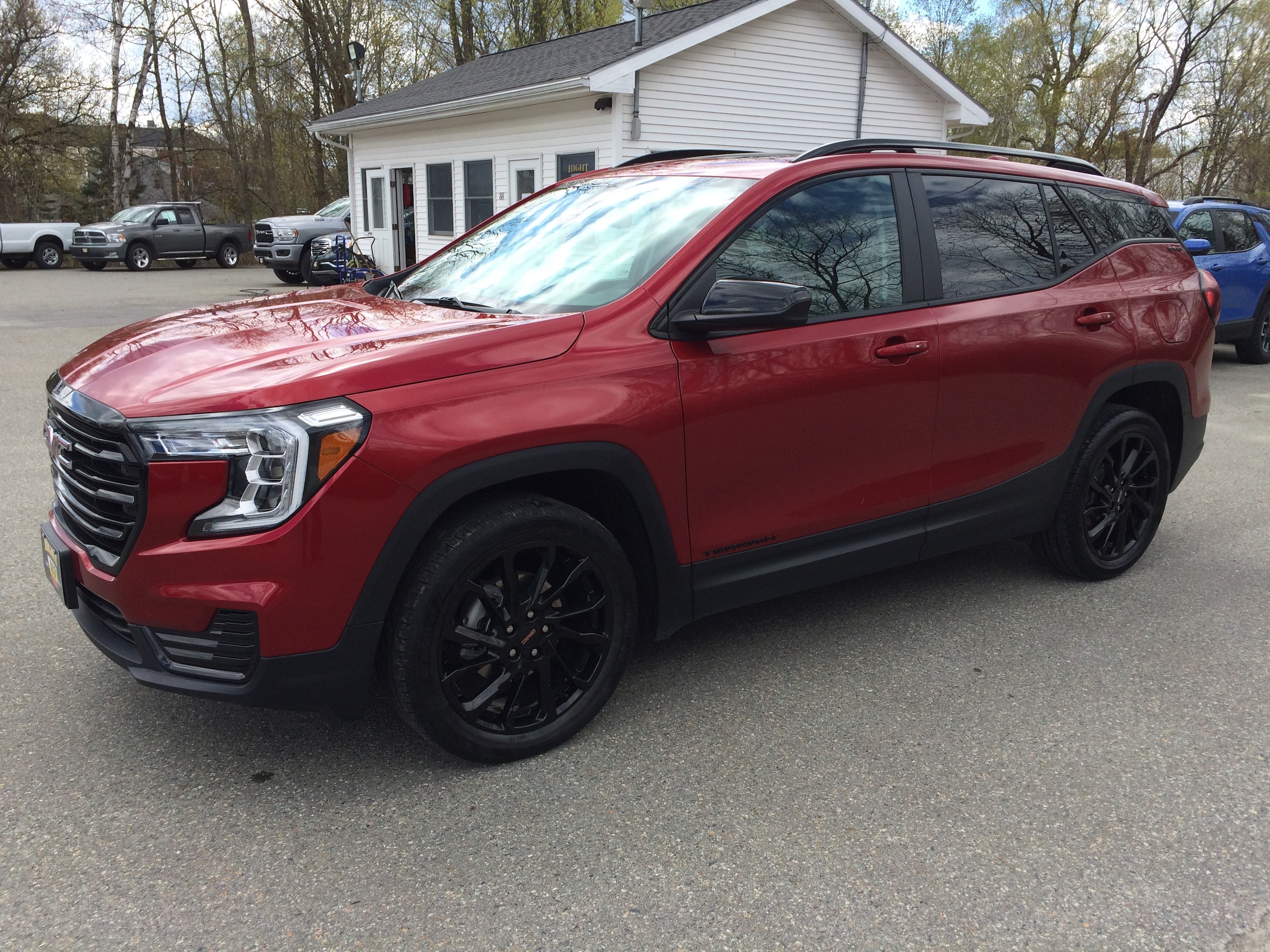 2024 GMC Terrain SLE AWD's photo