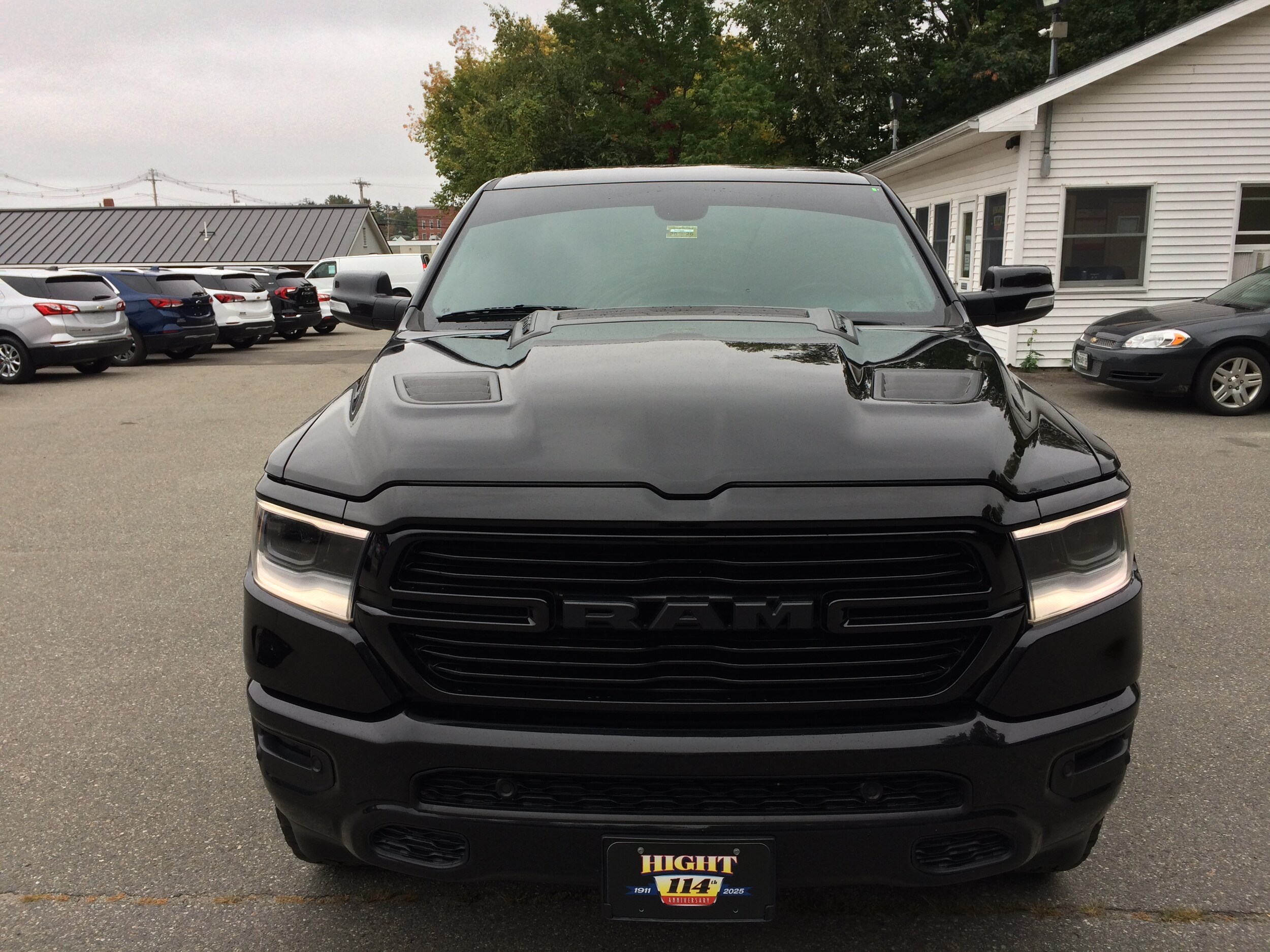 2019 Ram 1500 Laramie photo 2