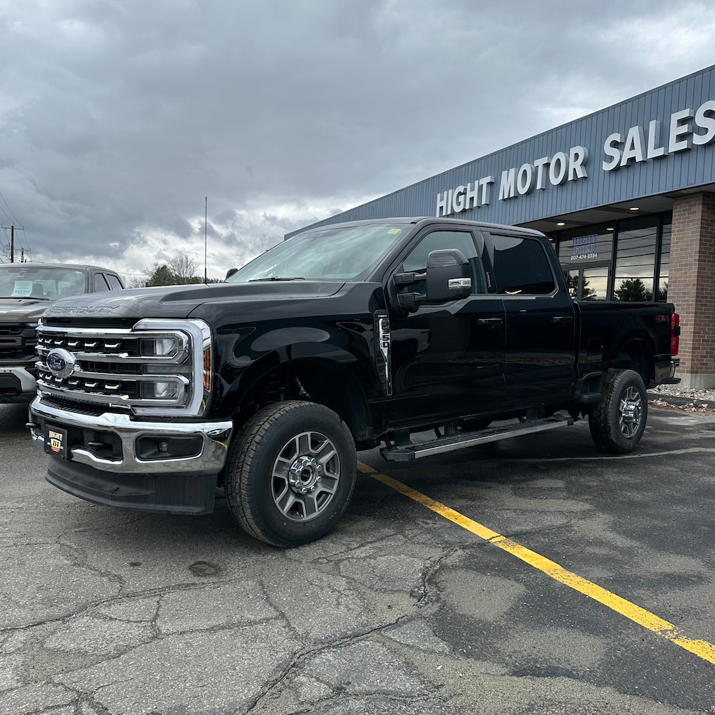 New 2026 Ford Super Duty F-350® Lariat® TRUCK