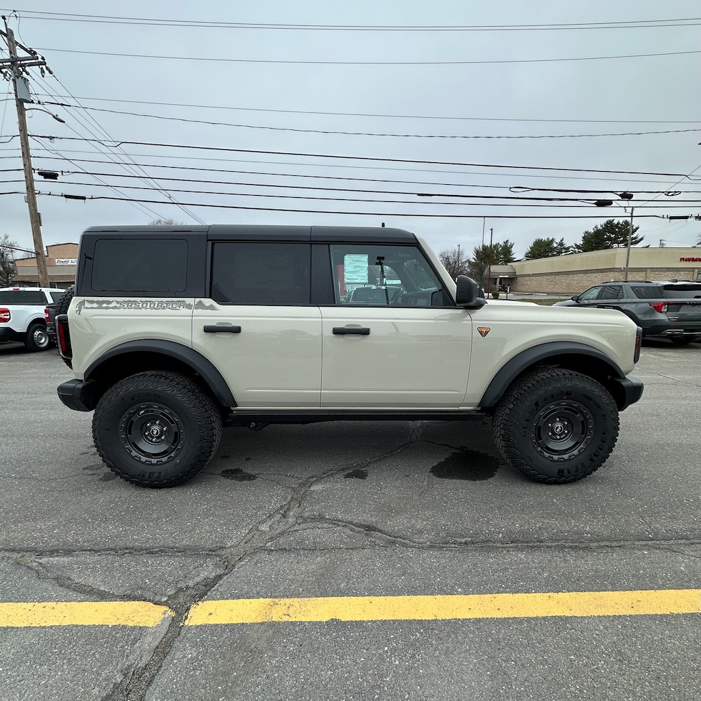 New 2025 Ford Bronco Badlands Sasquatch SUV