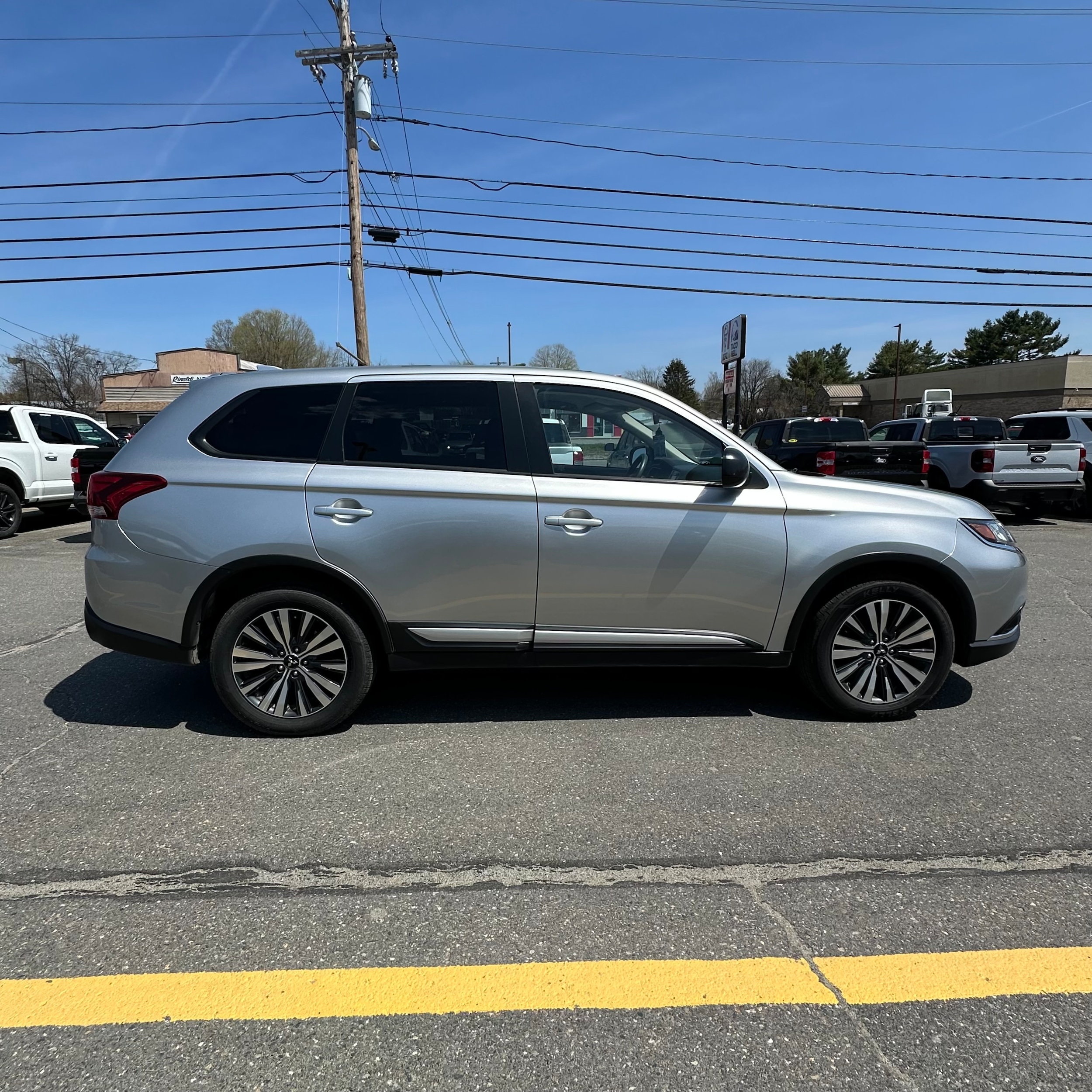 Used 2020 Mitsubishi Outlander ES with VIN JA4AZ3A31LZ045365 for sale in Skowhegan, ME