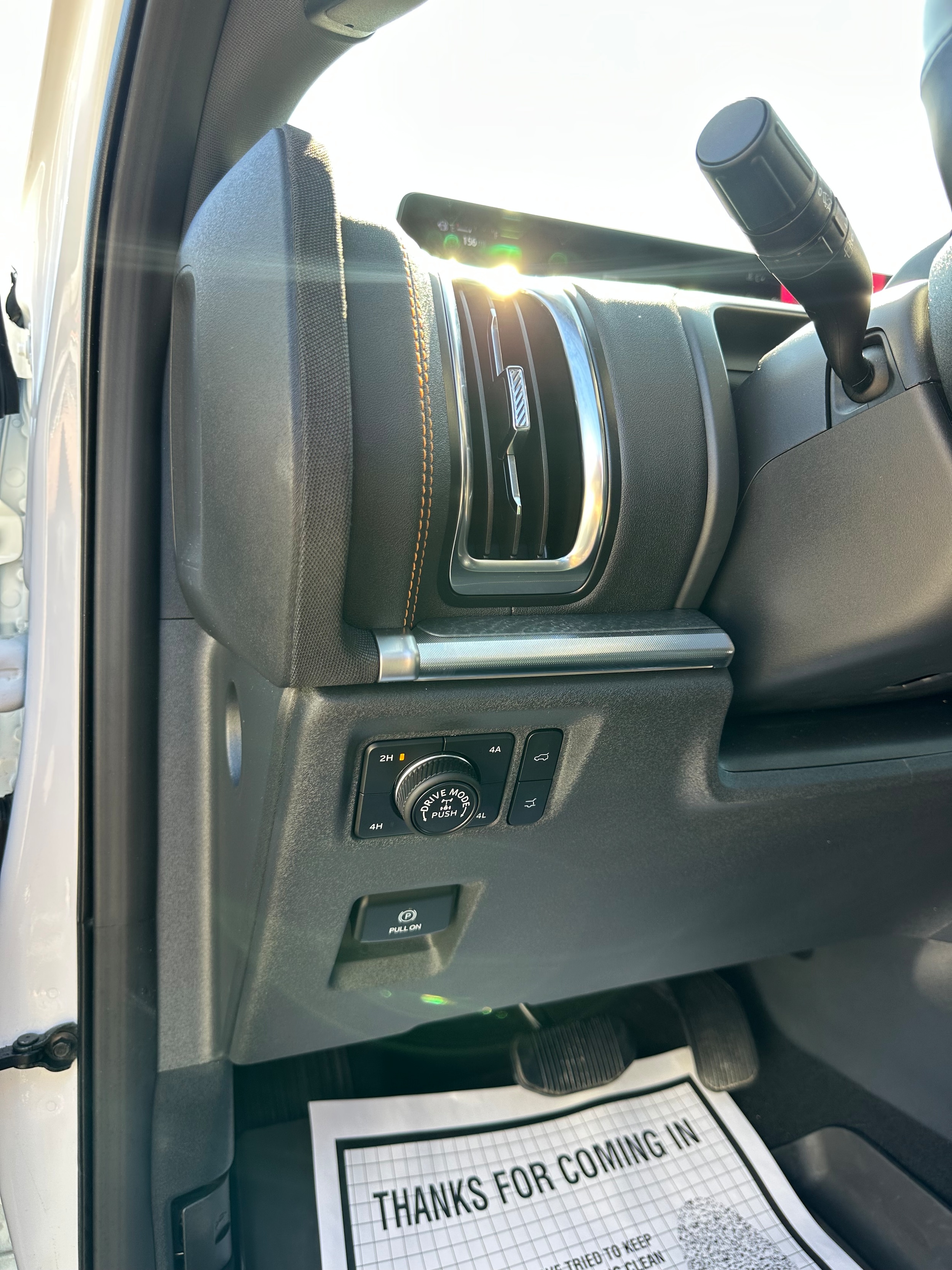 2025 Ford Expedition Tremor - Photo 14