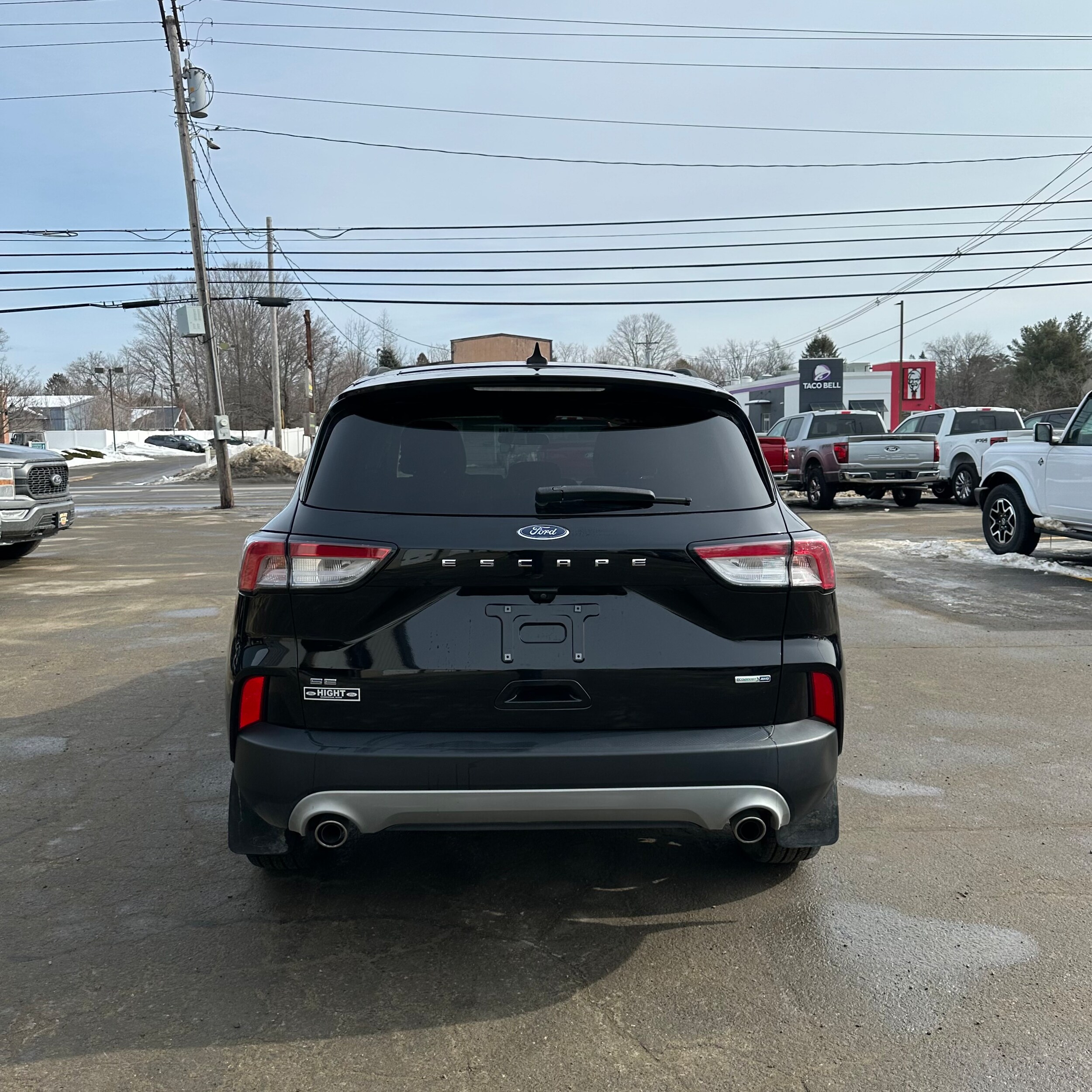 2020 Ford Escape SE photo 3