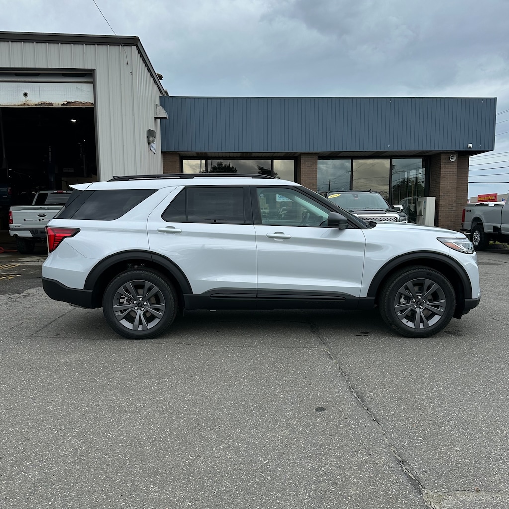 New 2026 Ford Explorer Active SUV