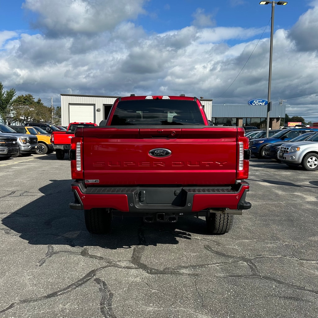 New 2026 Ford Super Duty F-350® Lariat® TRUCK