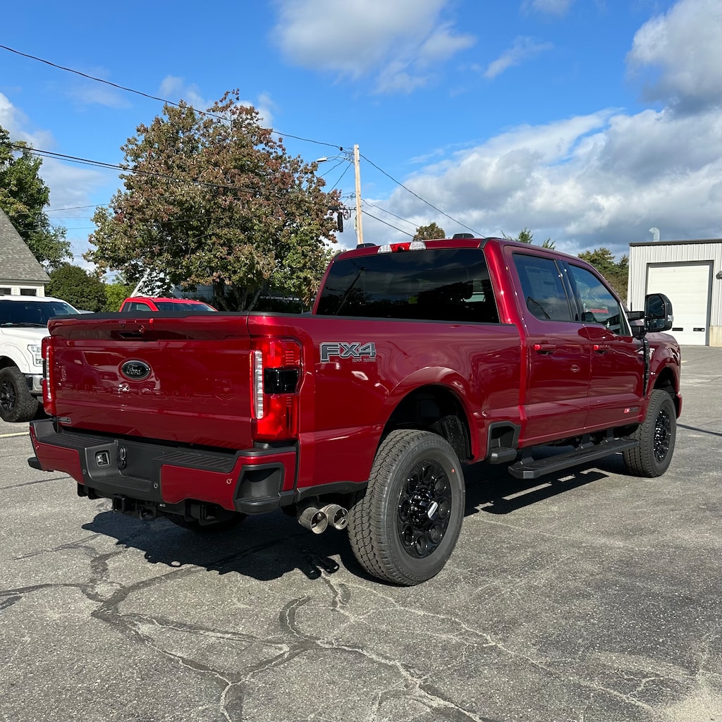 New 2026 Ford Super Duty F-350® Lariat® TRUCK