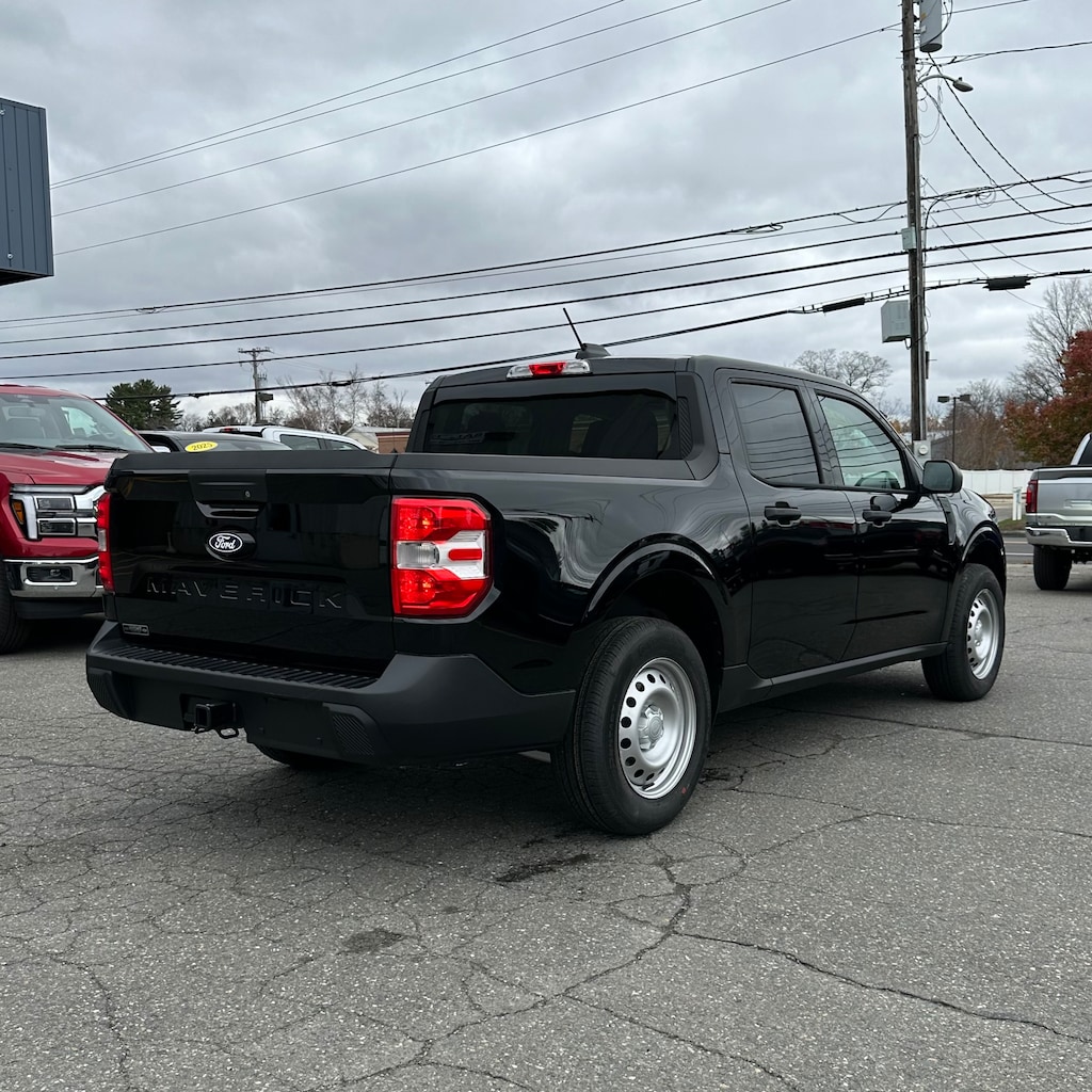 New 2025 Ford Maverick XL TRUCK
