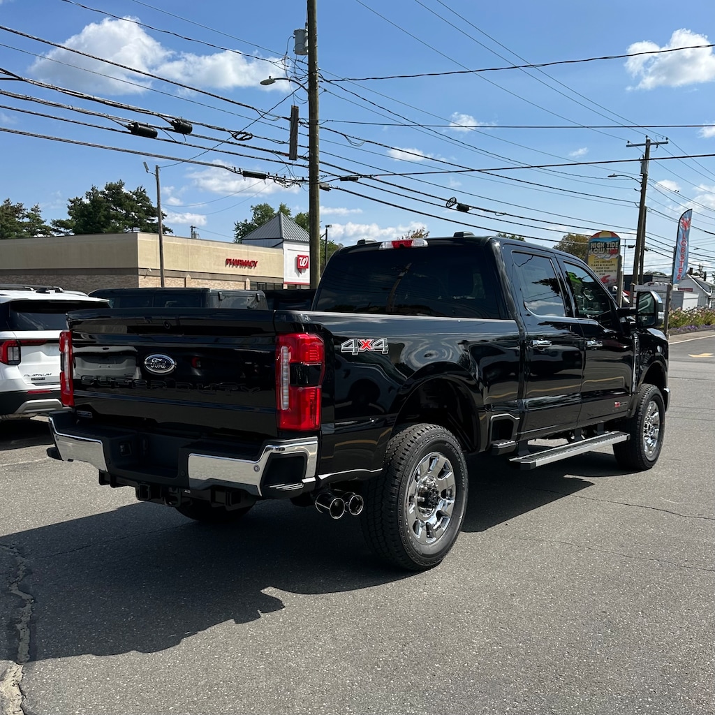 New 2026 Ford Super Duty F-350® Lariat® TRUCK