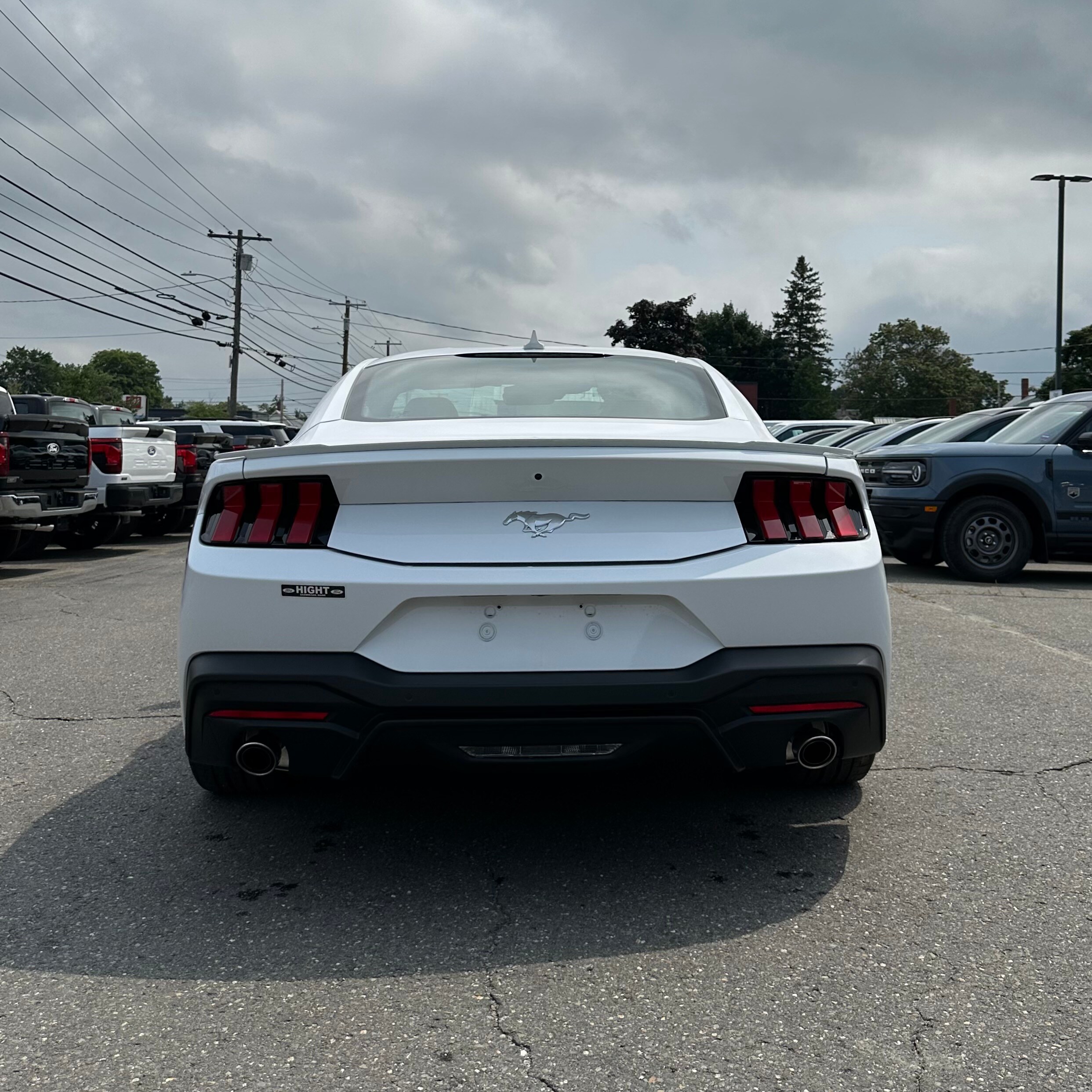 2024 Ford Mustang EcoBoost photo 3