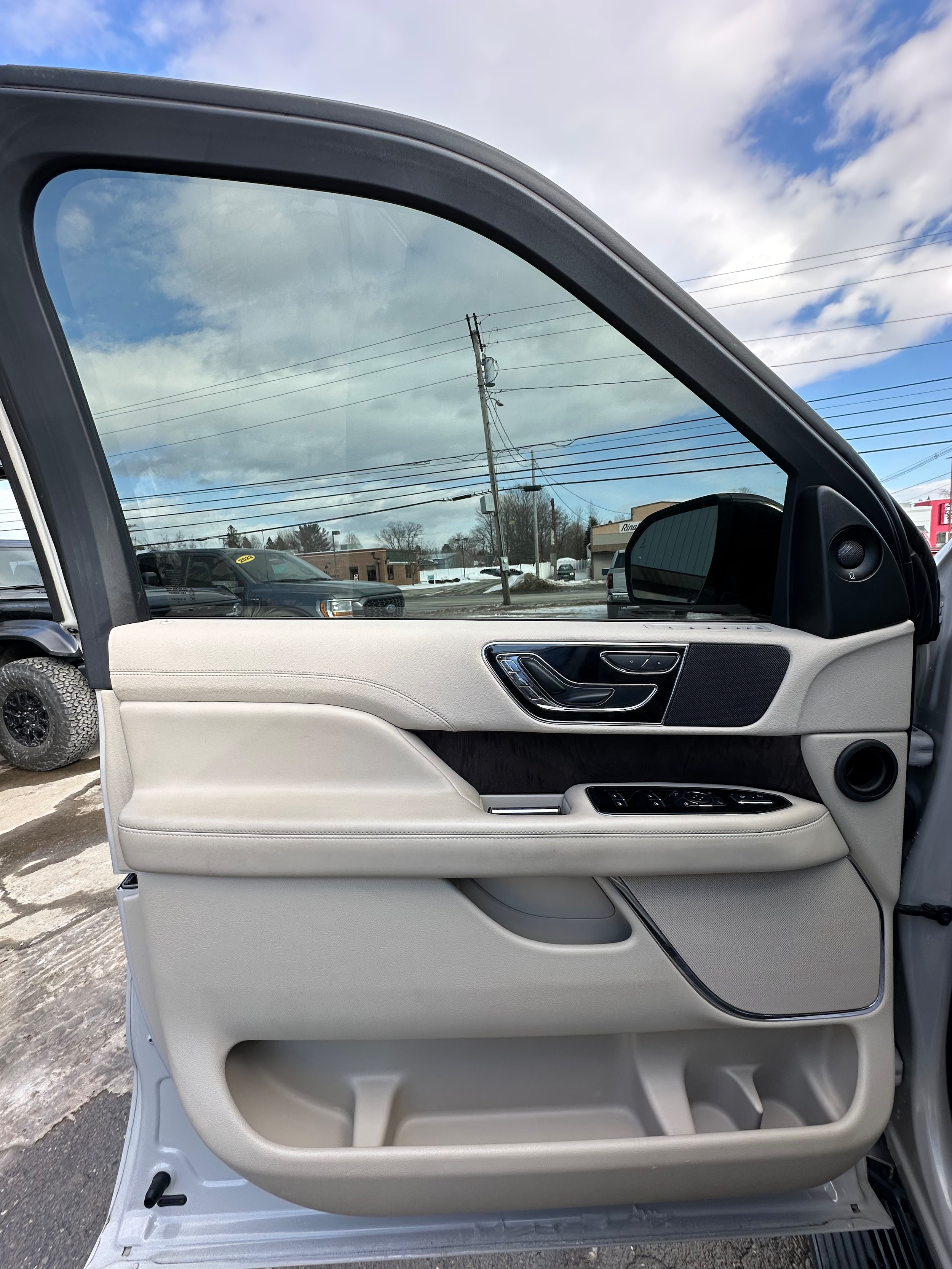 2019 Lincoln Navigator Base - Photo 11