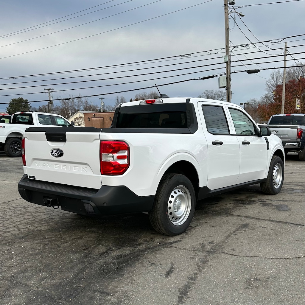 New 2025 Ford Maverick XL TRUCK