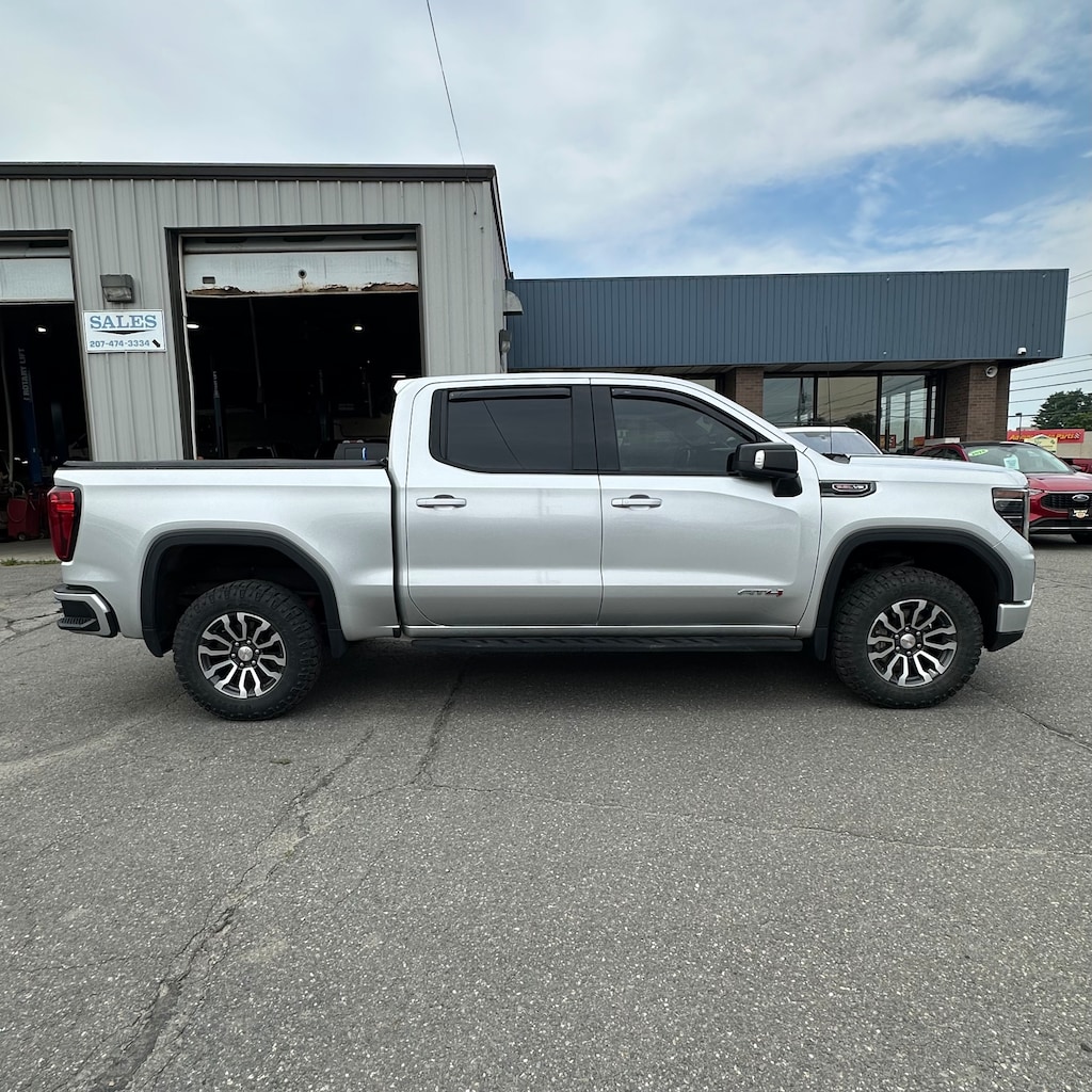 Used 2022 GMC Sierra 1500 AT4 Crew Cab Truck