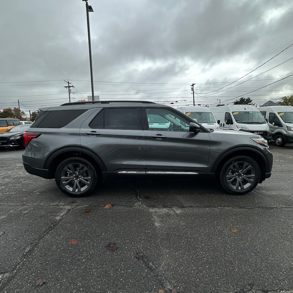 New 2025 Ford Explorer Active SUV