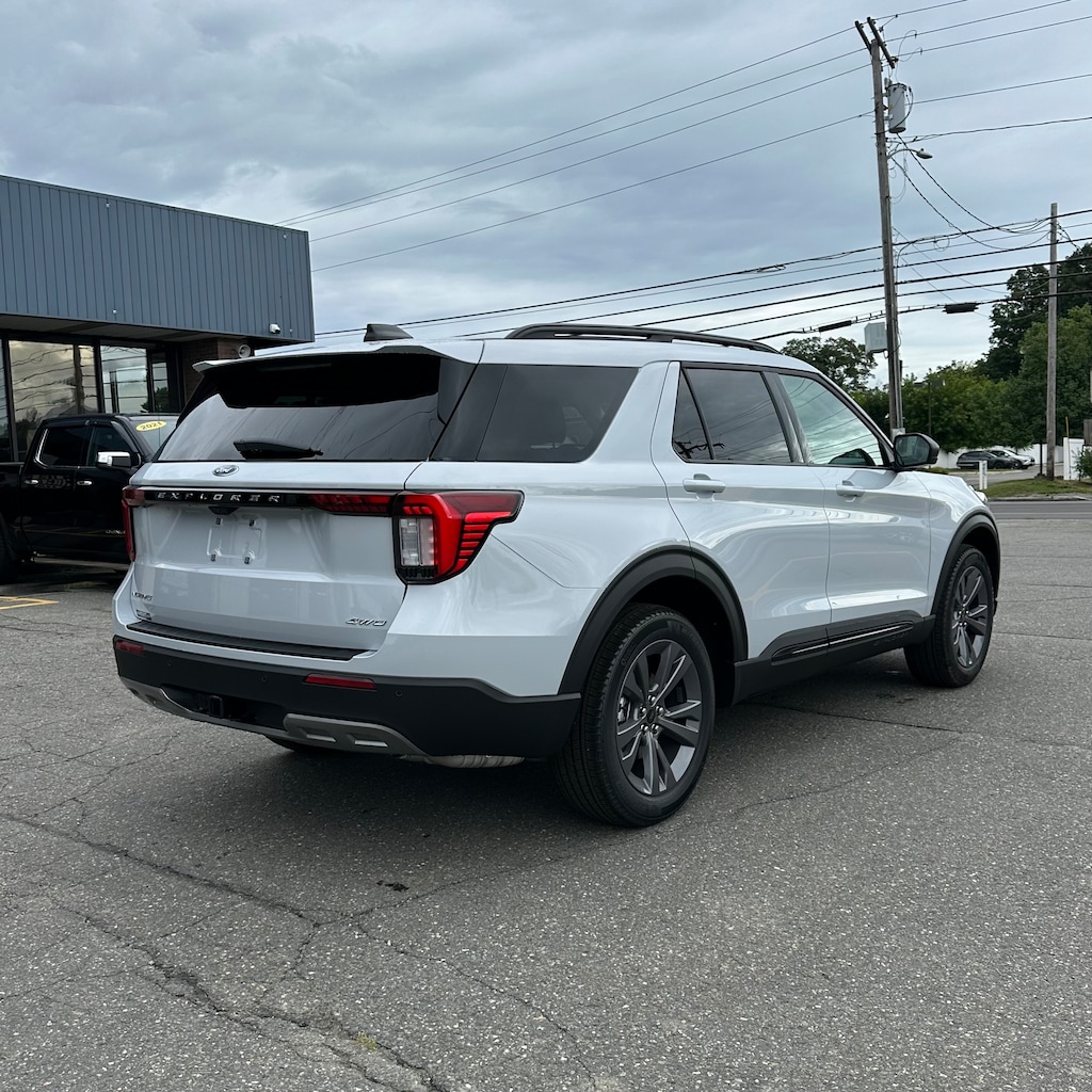 New 2026 Ford Explorer Active SUV