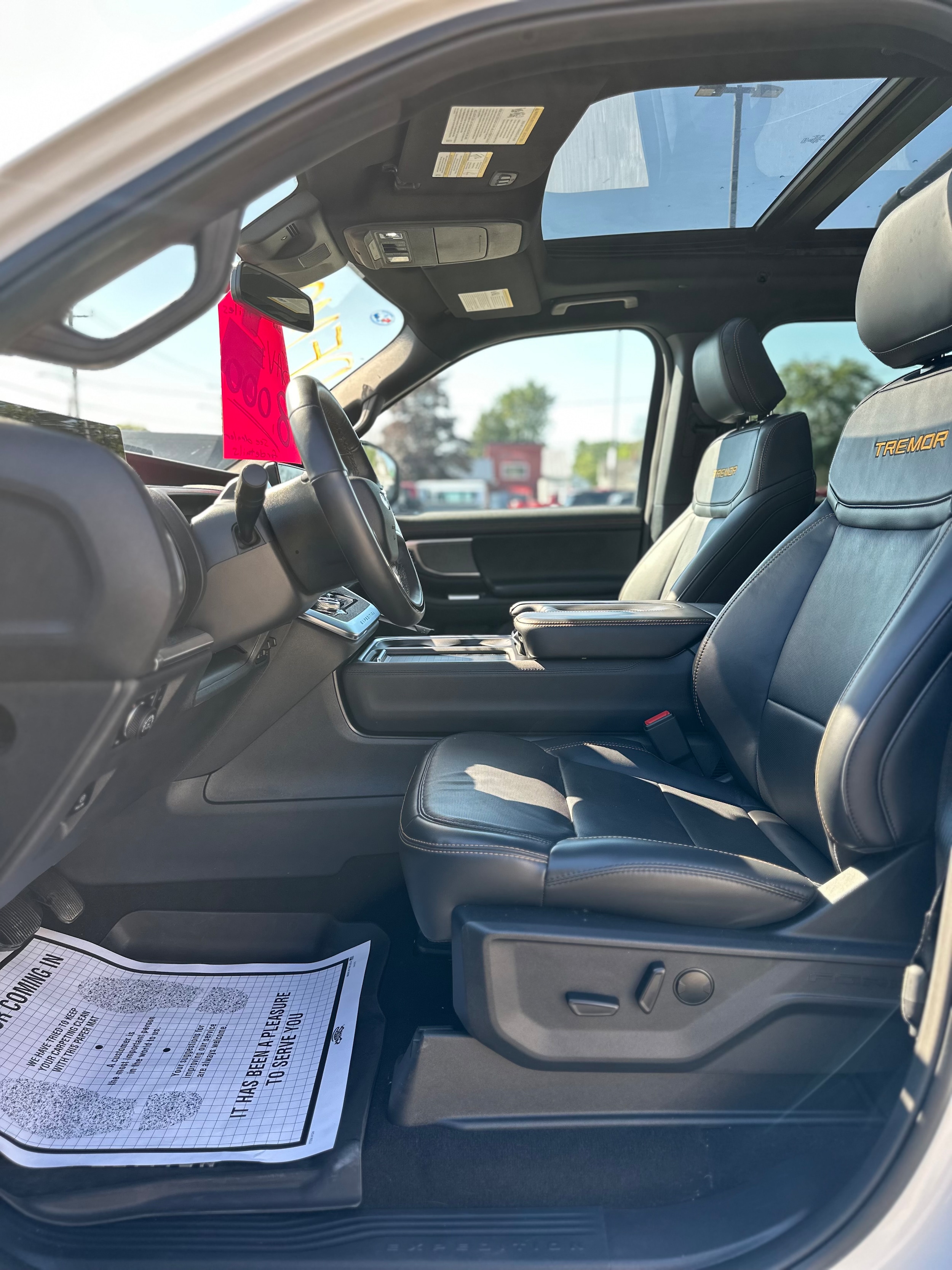 2025 Ford Expedition Tremor - Photo 12