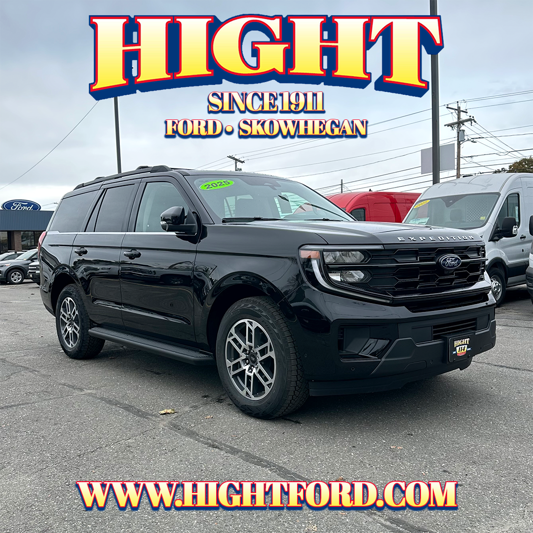 2025 Ford Expedition Active's photo