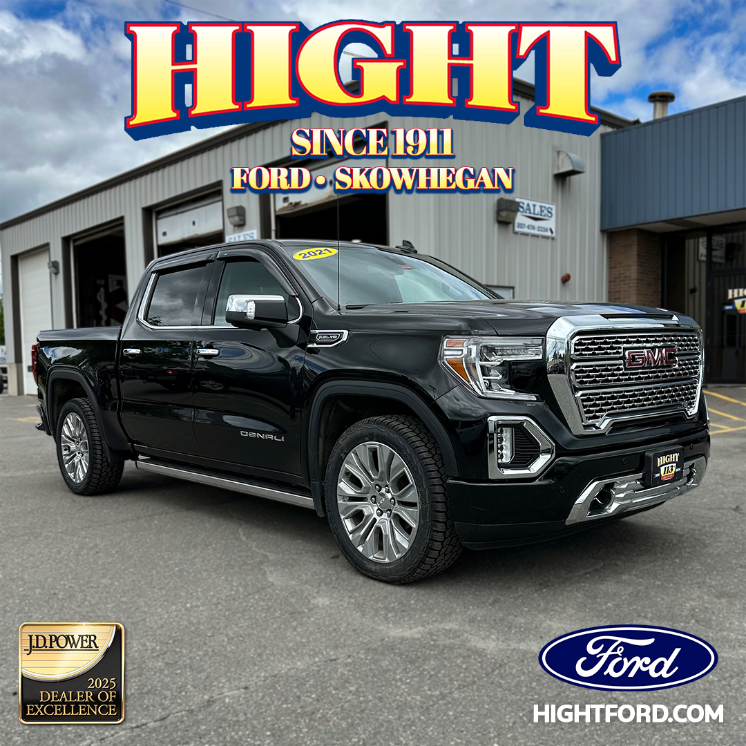 2021 GMC Sierra 4WD Crew Cab Short Box Denali's photo