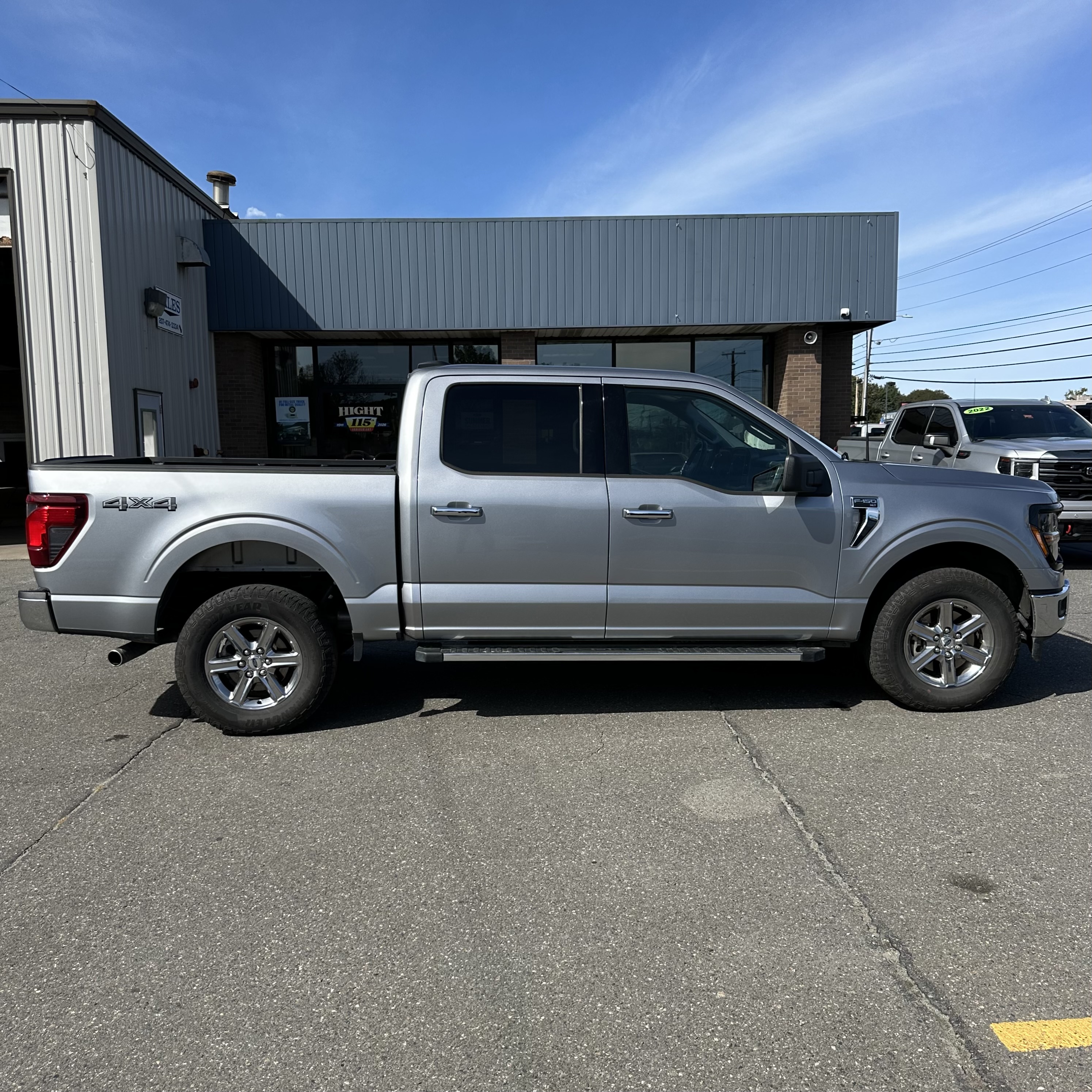 Used 2025 Ford F-150 XLT Crew Cab Truck
