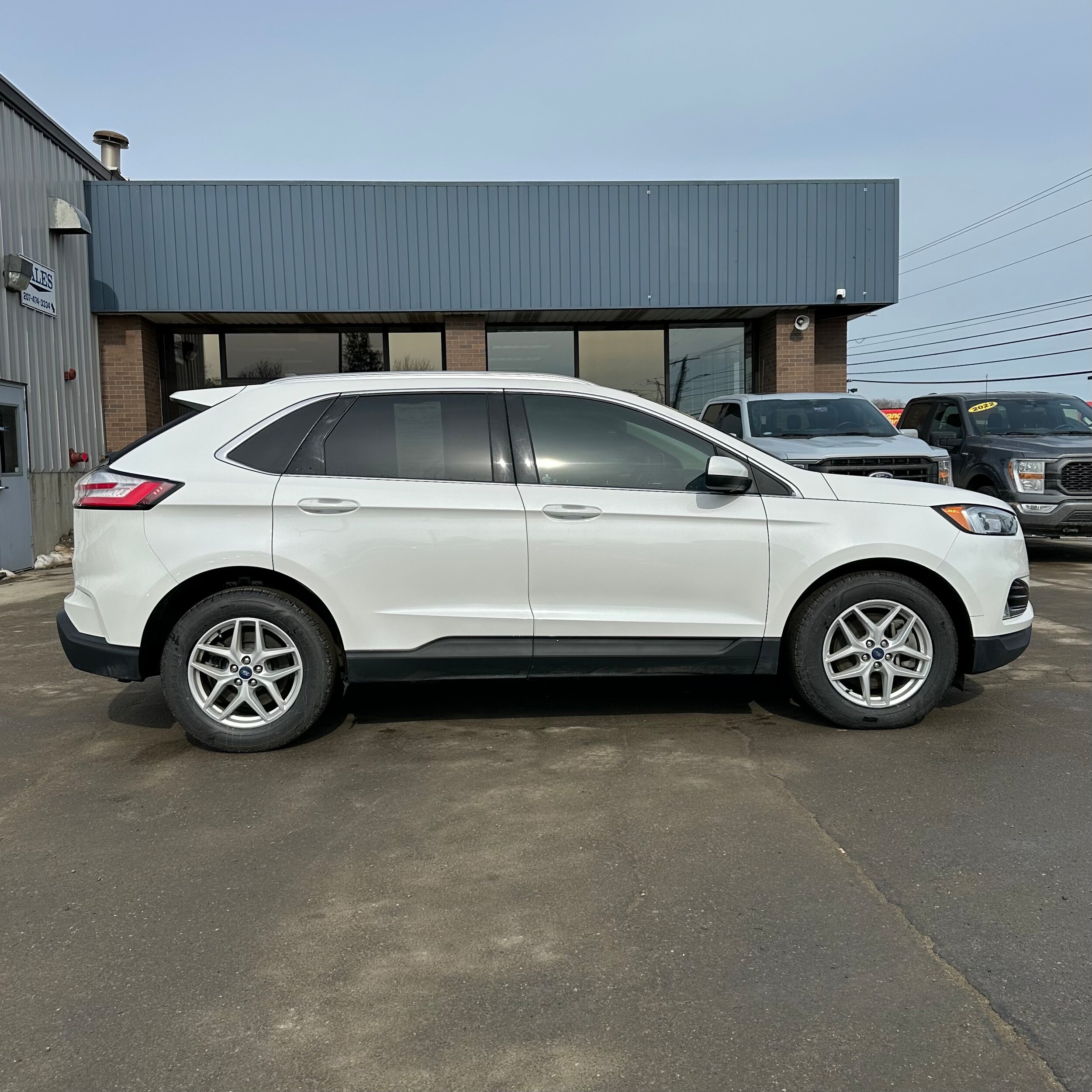 Used 2022 Ford Edge SEL with VIN 2FMPK4J92NBA21477 for sale in Skowhegan, ME