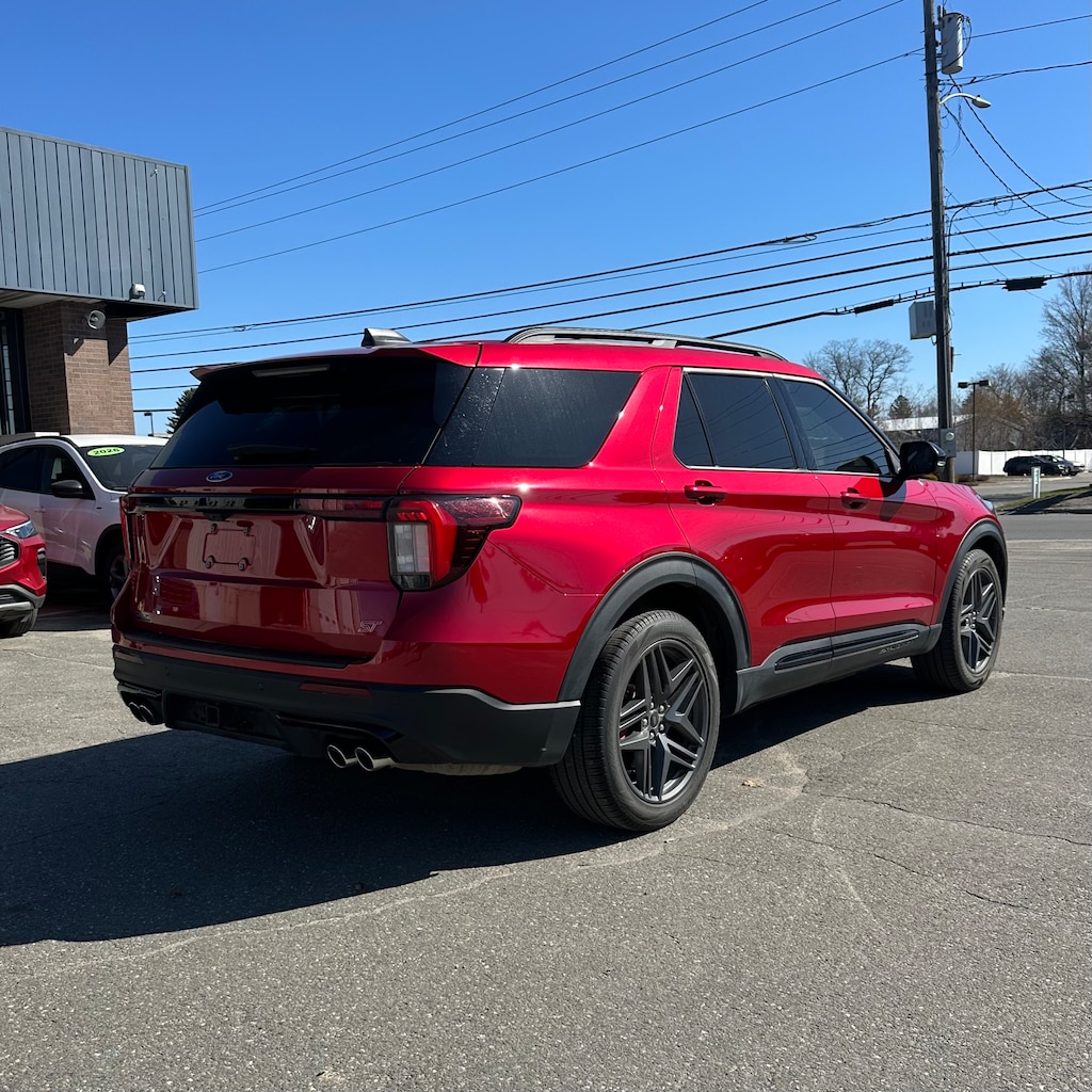 Used 2025 Ford Explorer ST SUV