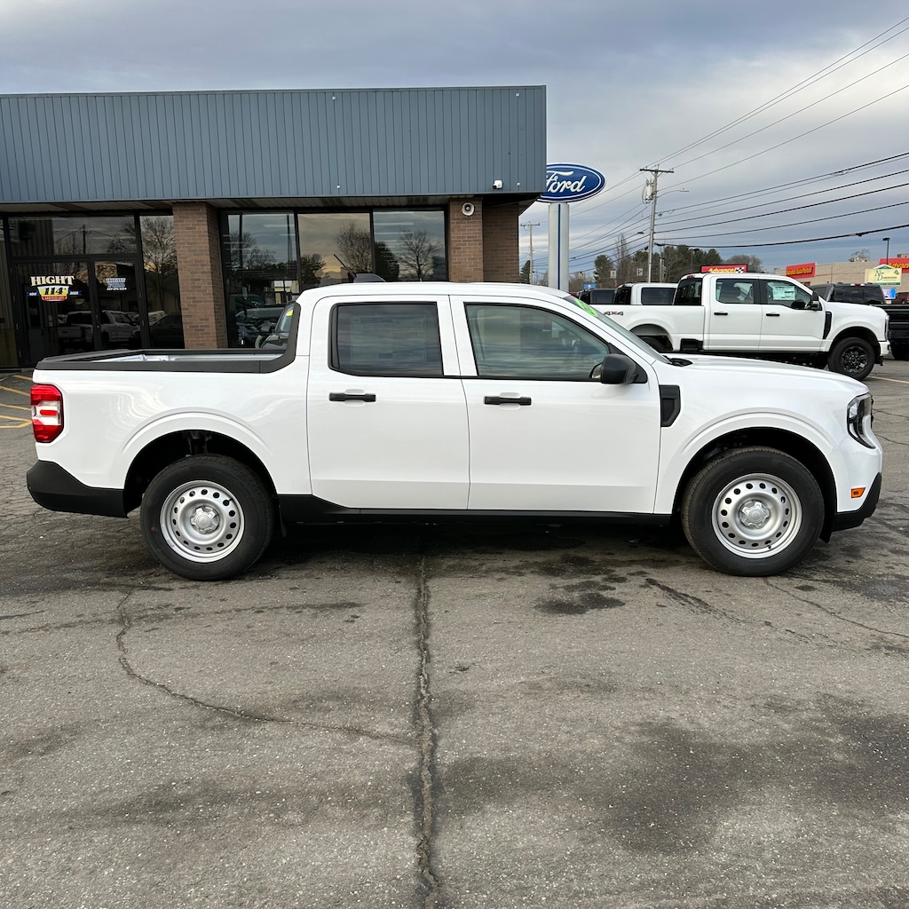 New 2025 Ford Maverick XL TRUCK