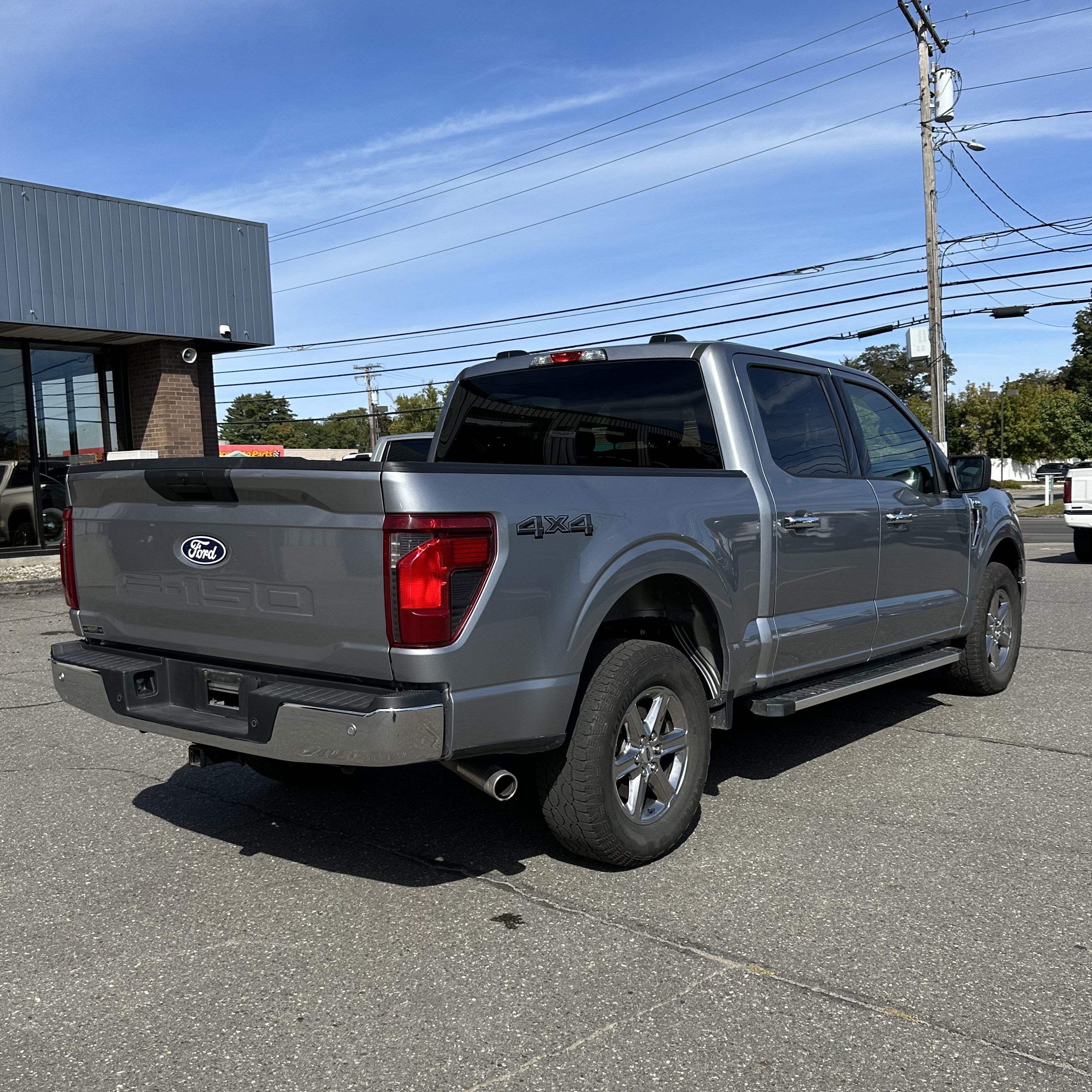 Used 2025 Ford F-150 XLT Crew Cab Truck