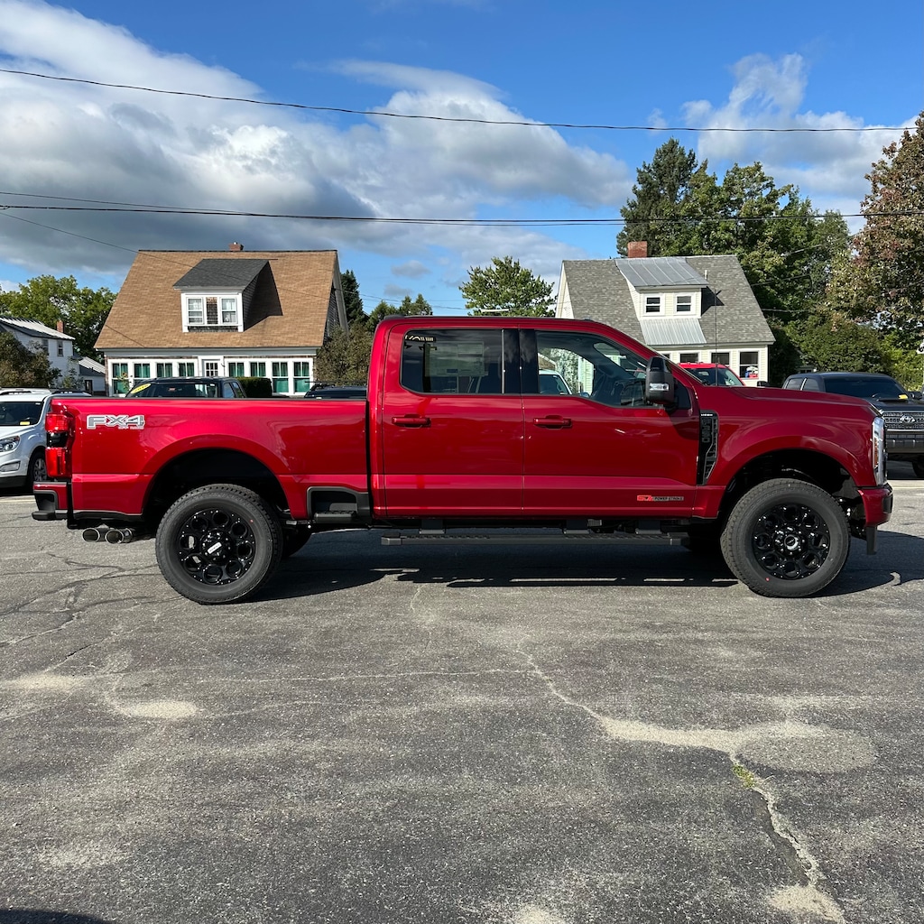New 2026 Ford Super Duty F-350® Lariat® TRUCK