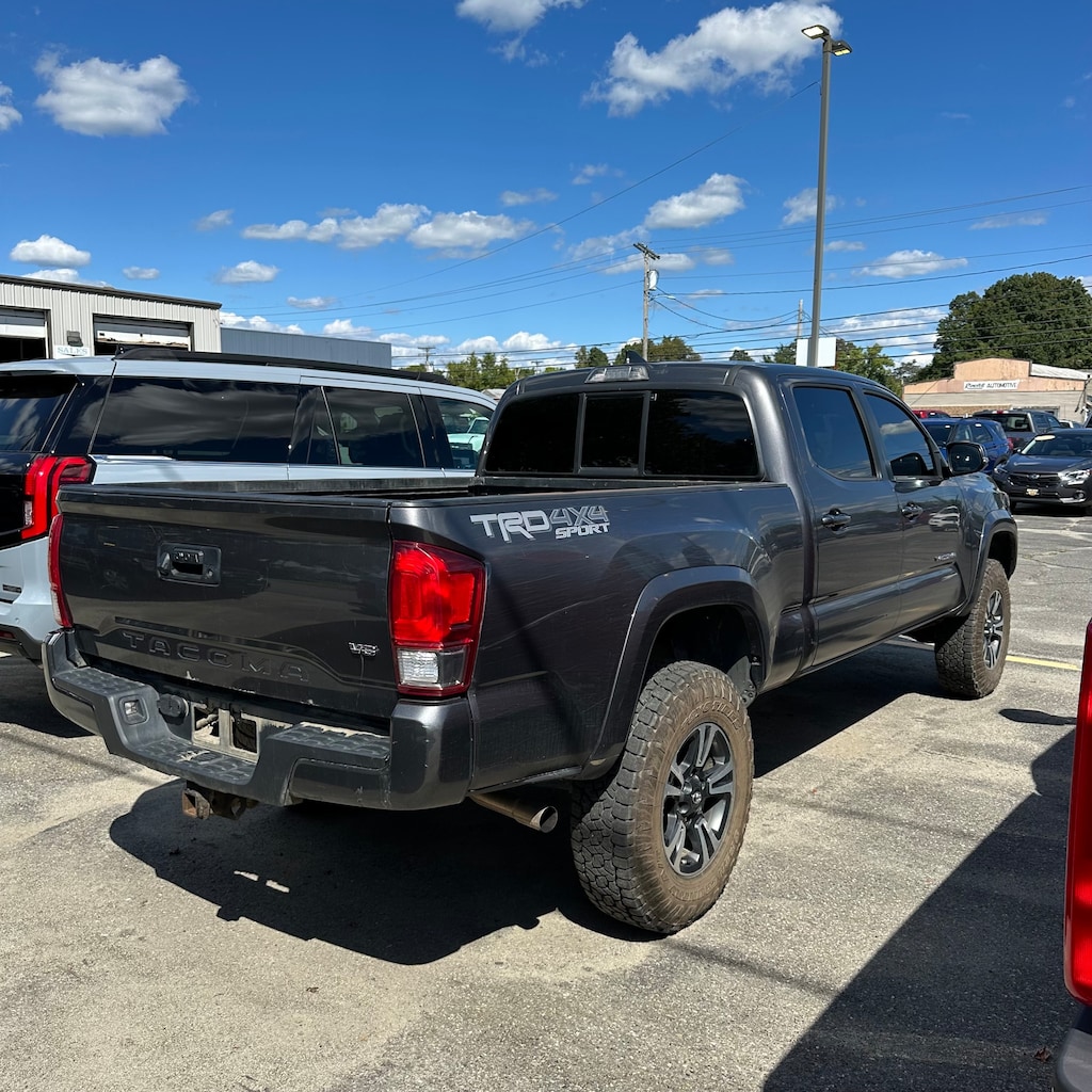 Used 2016 Toyota Tacoma Truck Double Cab