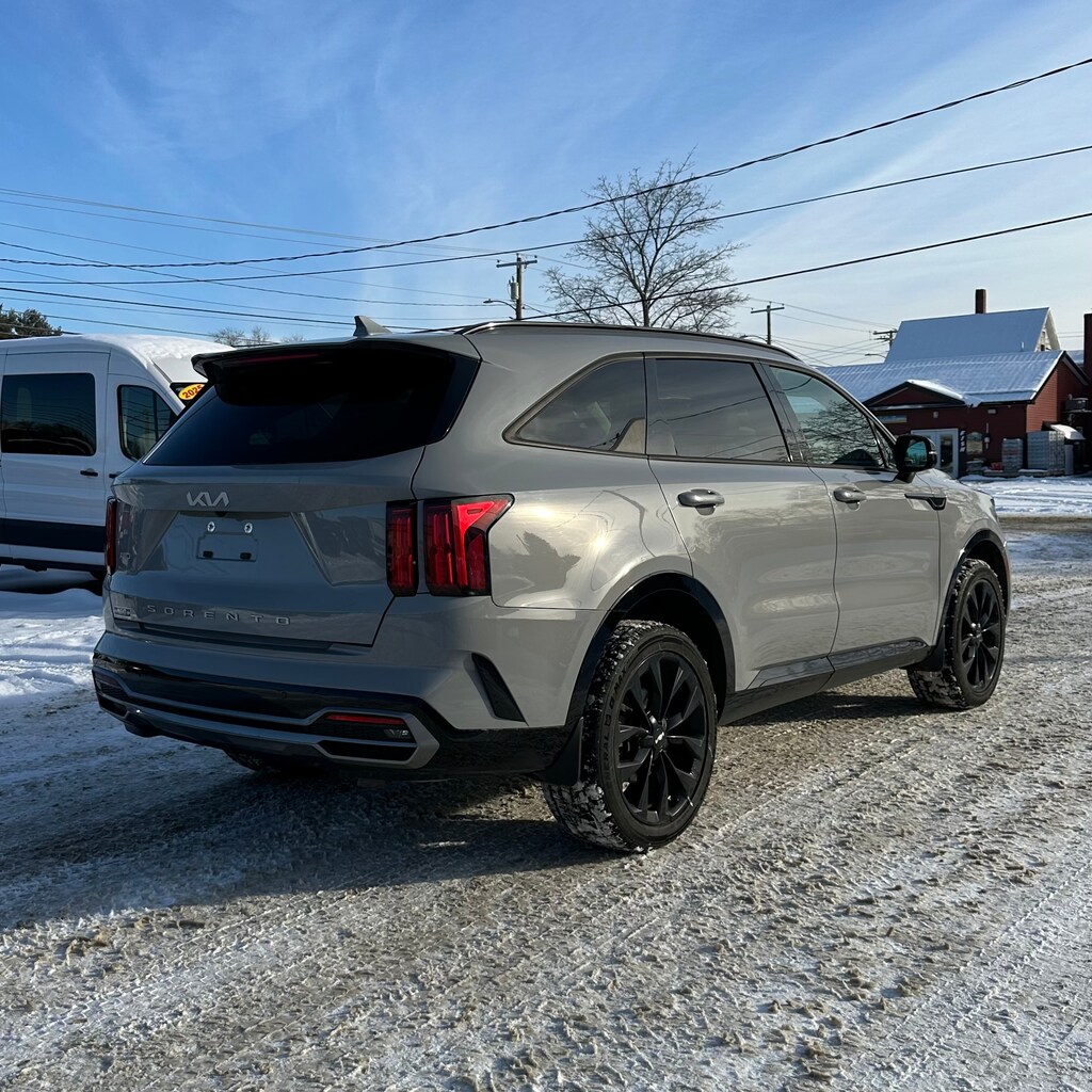 Used 2022 Kia Sorento SUV