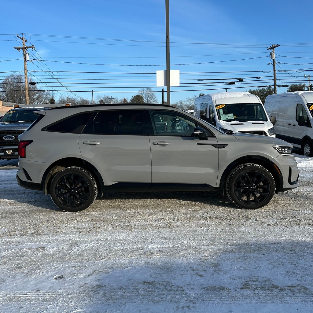 Used 2022 Kia Sorento SUV