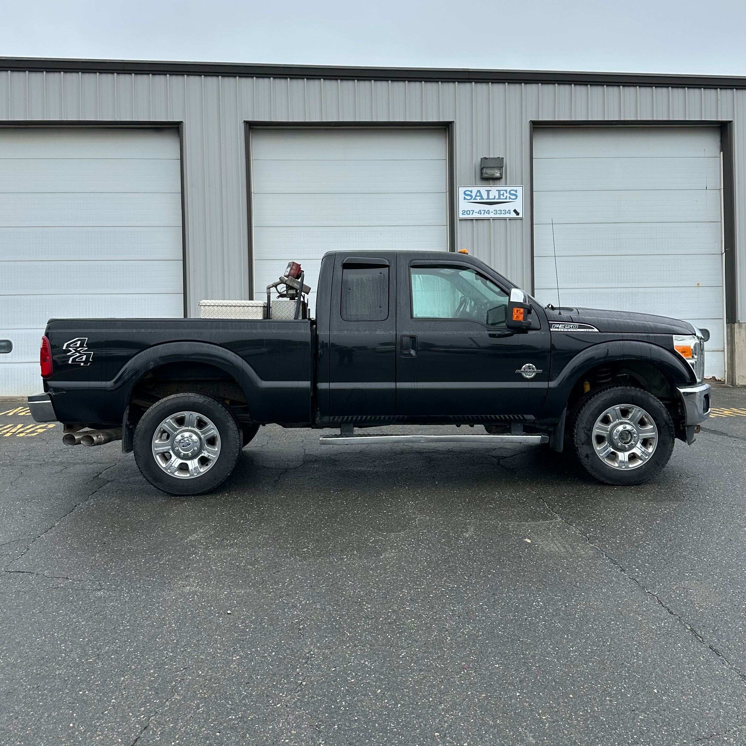 Used 2015 Ford F-350 Super Duty Lariat with VIN 1FT8X3BT2FEB09367 for sale in Farmington, ME