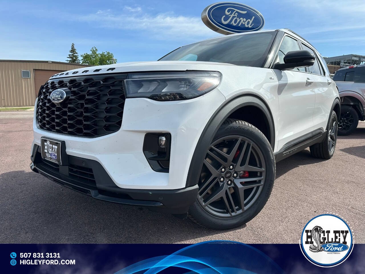 2026 Ford Explorer ST-LINE 4WD's photo