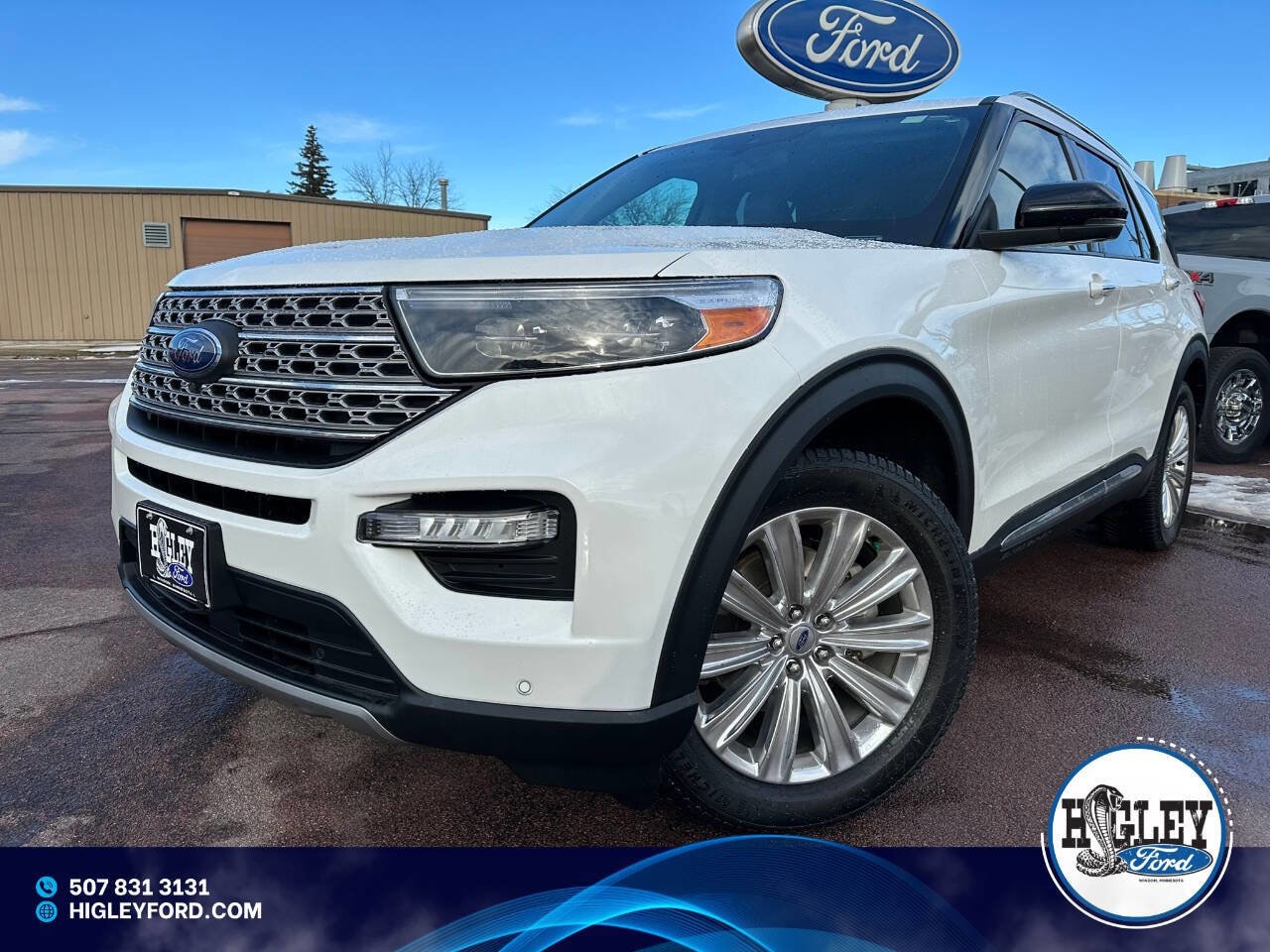 2020 Ford Explorer Limited's photo