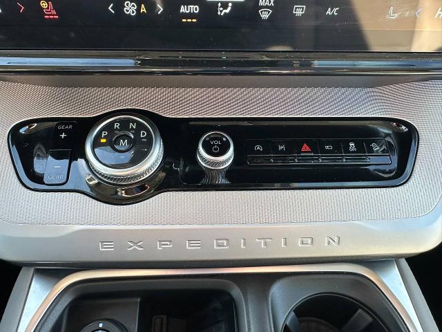 2025 Ford Expedition Active - Photo 32