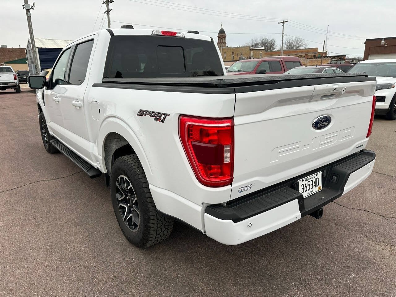 2023 Ford F-150 XLT - Photo 9