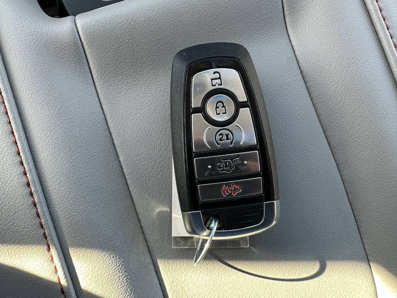 2025 Ford Expedition Active - Photo 33