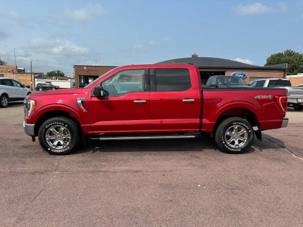Used 2021 Ford F-150 XLT Truck SuperCrew Cab